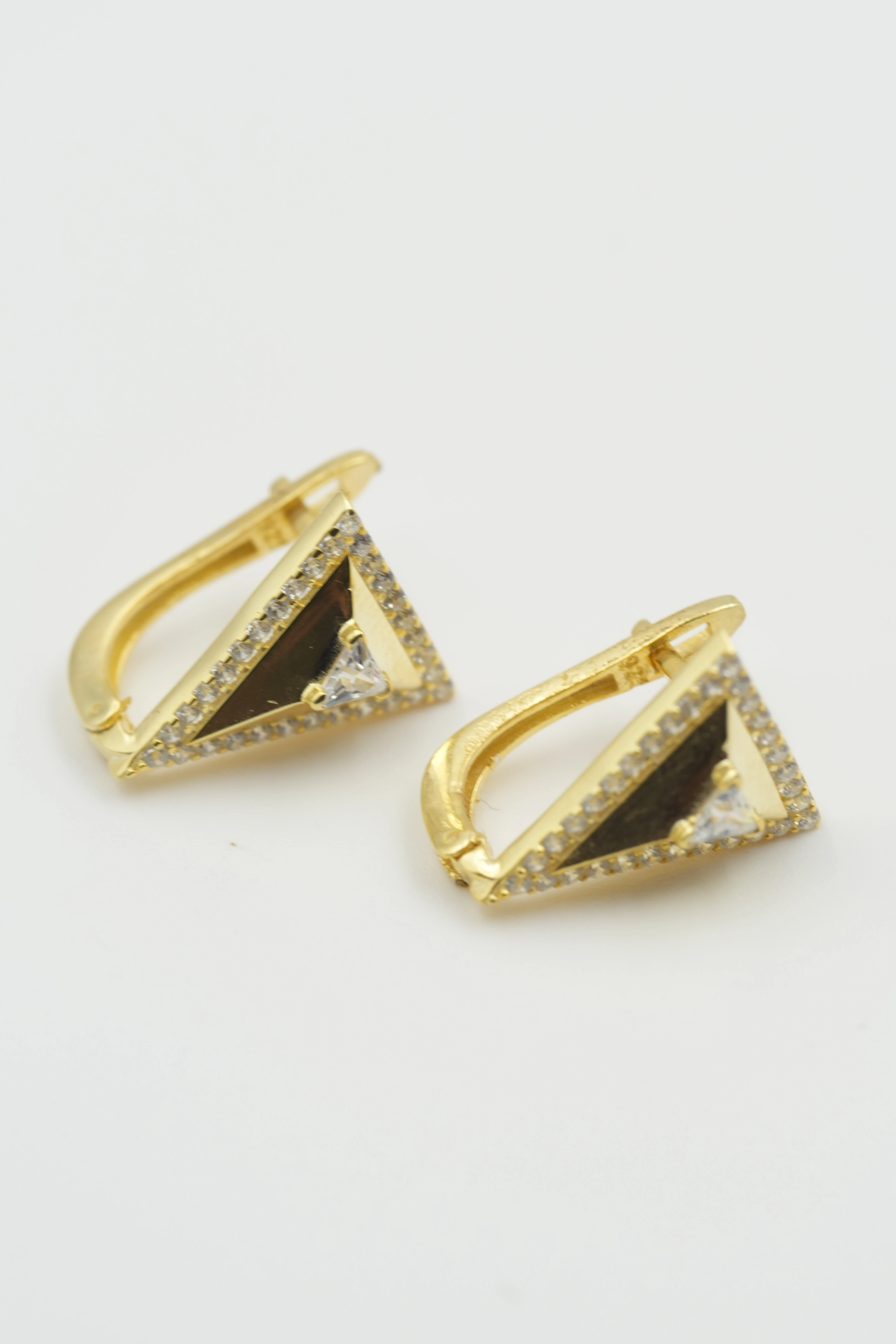 Noma Üçgen Taşlı Küpe | 925 Ayar Gümüş