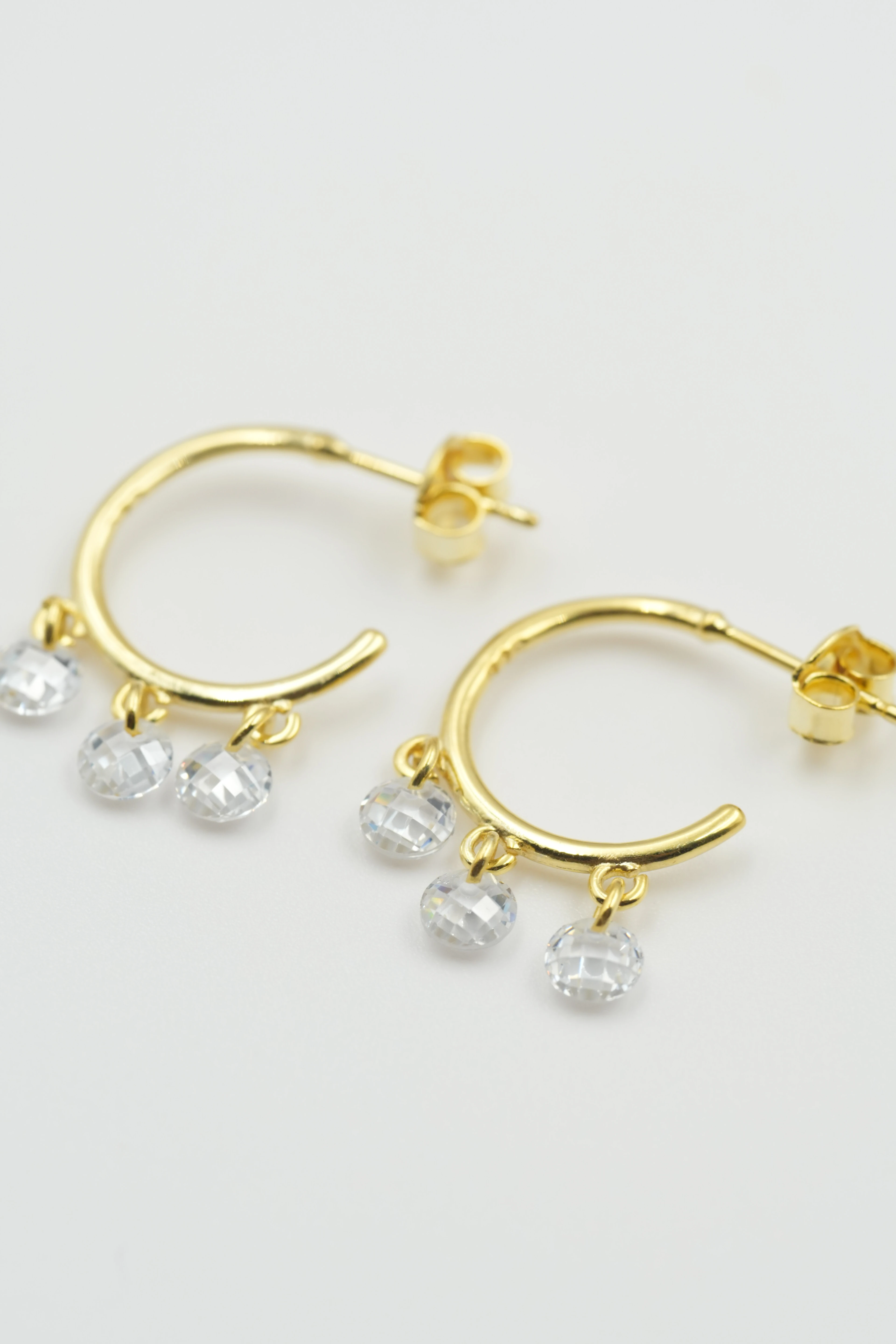 Liya Taşlı Sallantılı Küpe | 925 Ayar Gümüş