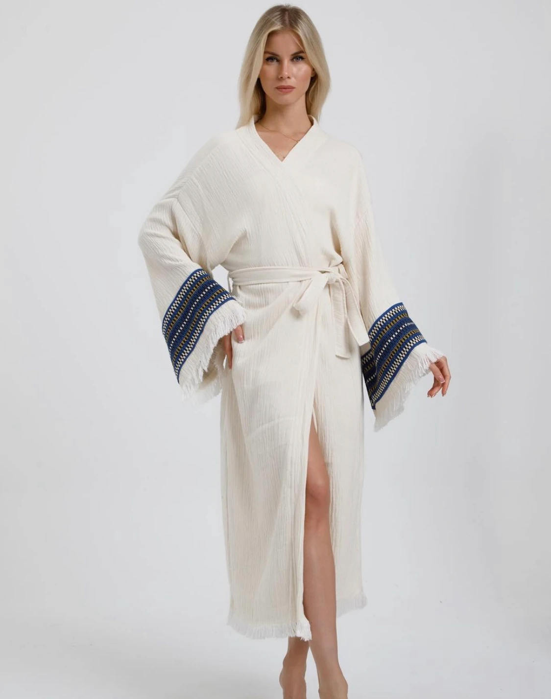 Sultan Koleksiyonu Mavi Nakış İşlemeli Müslin Kaftan