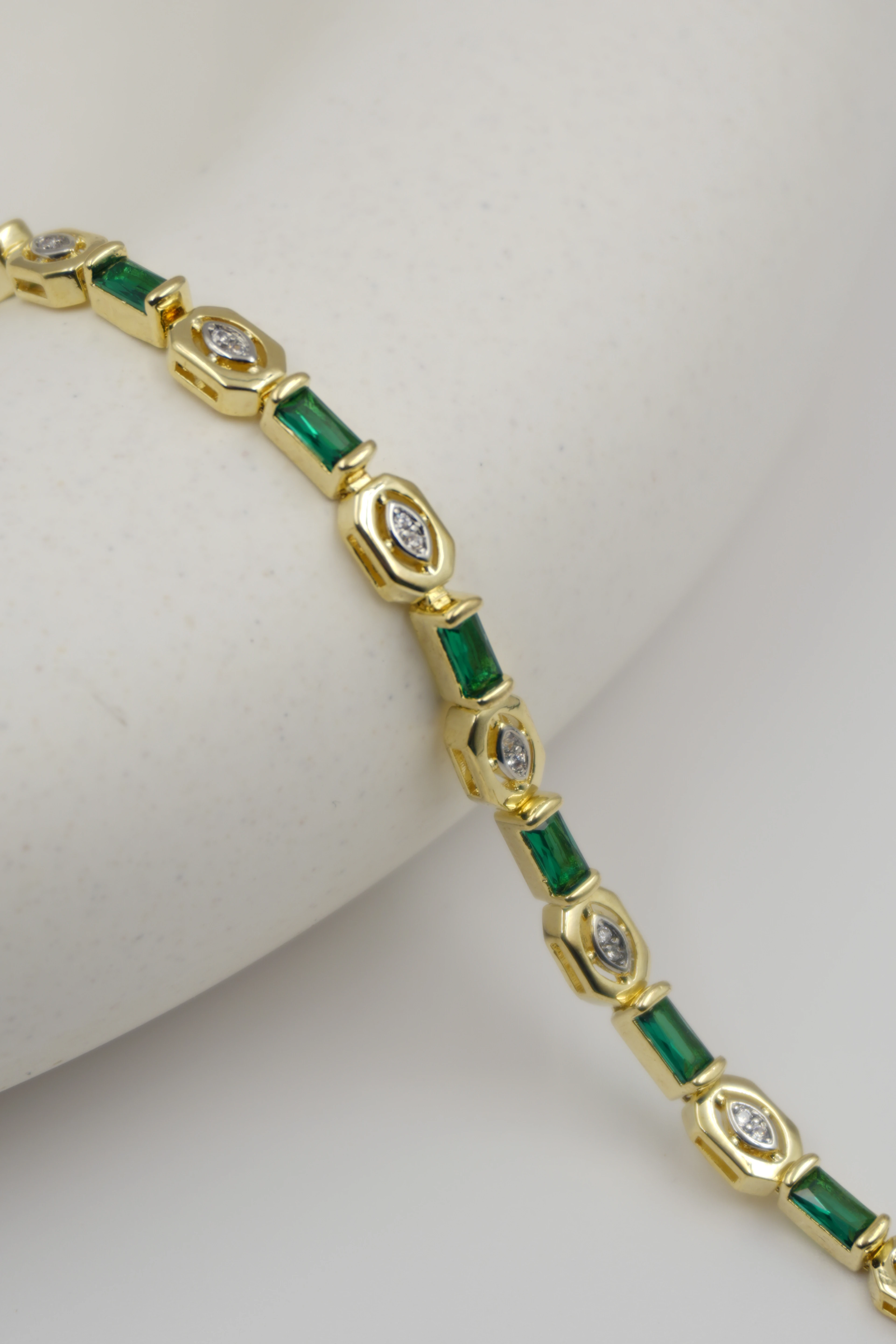 Emerald Glow Baget Bileklik