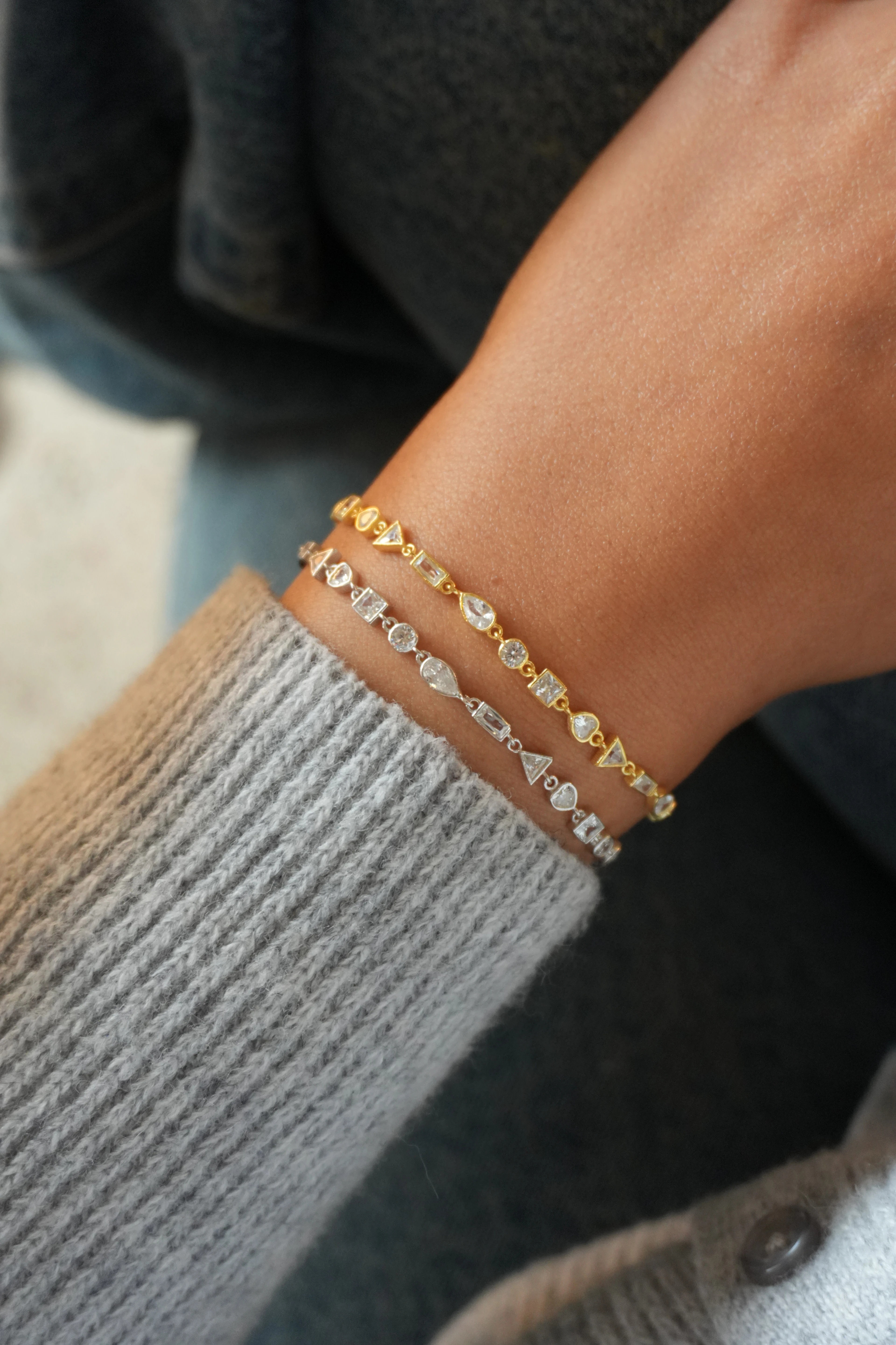 Amora Mini Asimetrik Taşlı Bileklik | 925 Ayar Gümüş