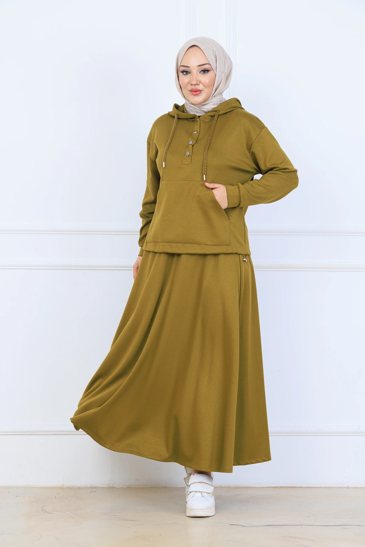 Çilek Kumaş Kapşonlu Sweat Etekli Kadın İkili Takım 10130 - Yağ Yeşil