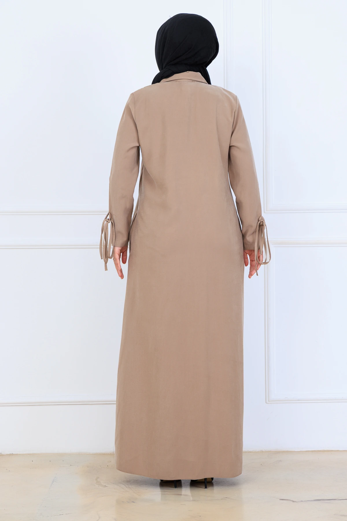 Yumuşak Organik Kumaş Gömlek Yaka Tesettür Kadın Uzun Elbise 10134 - Vizon