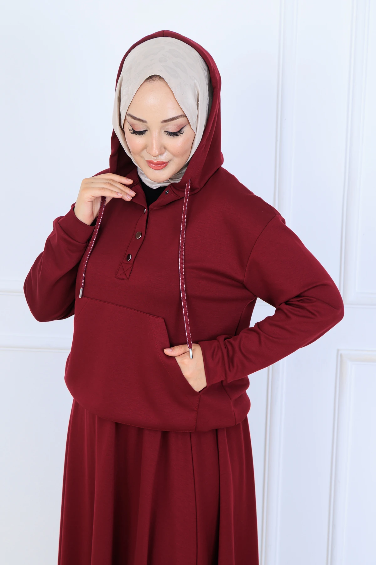 Çilek Kumaş Kapşonlu Sweat Etekli Kadın İkili Takım 10130 - Bordo