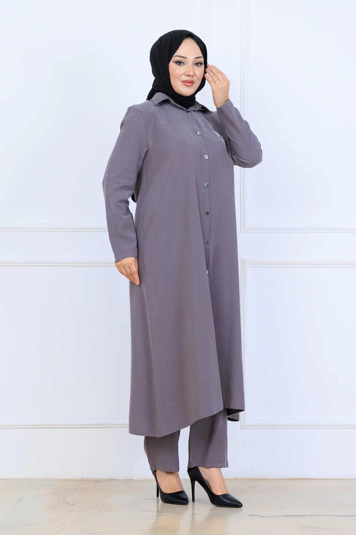 Yumuşak Organik Kumaş Gömlek Yaka Tesettür Kadın Uzun Tunik Pantolonlu İkili Takım 10133 - Gri