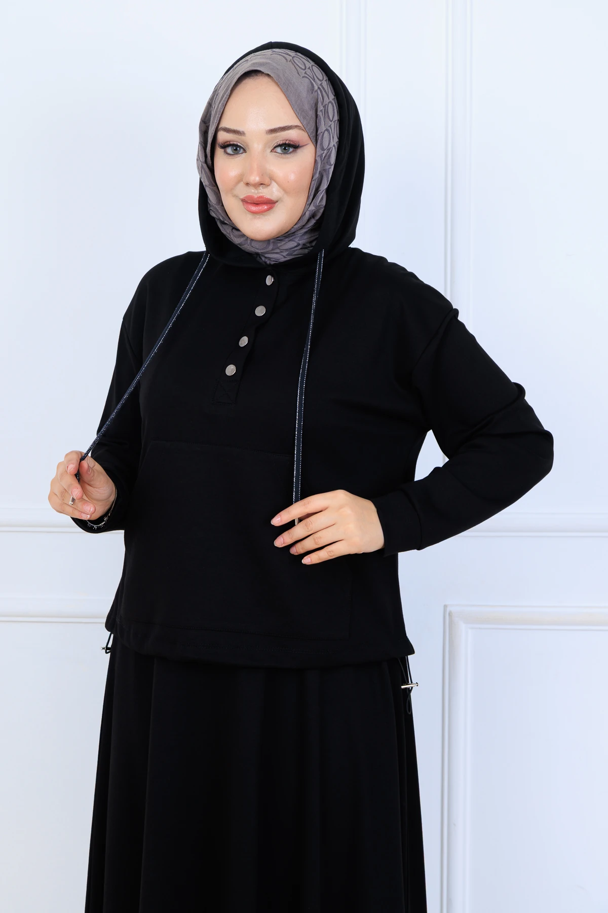 Çilek Kumaş Kapşonlu Sweat Etekli Kadın İkili Takım 10130 - Siyah