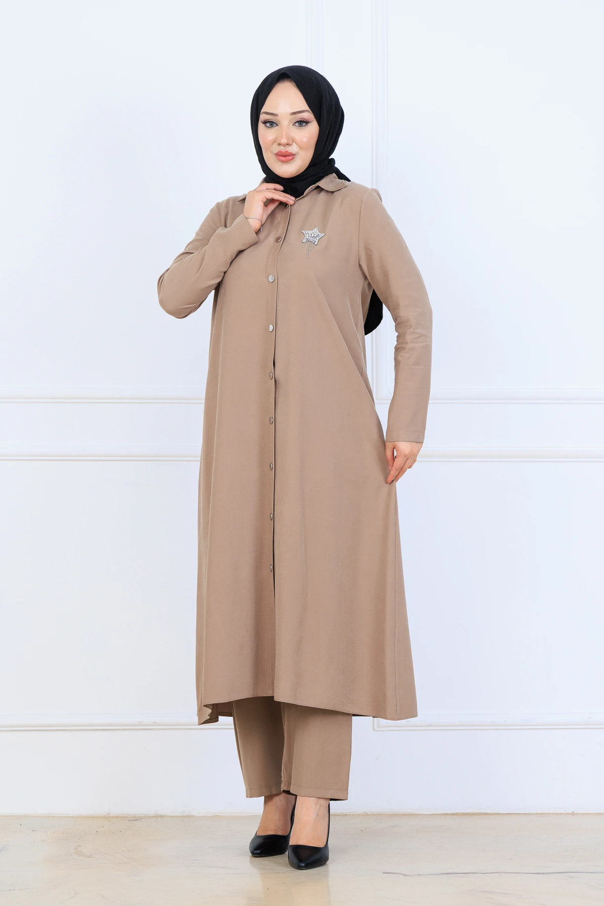 Yumuşak Organik Kumaş Gömlek Yaka Tesettür Kadın Uzun Tunik Pantolonlu İkili Takım 10133 - Vizon