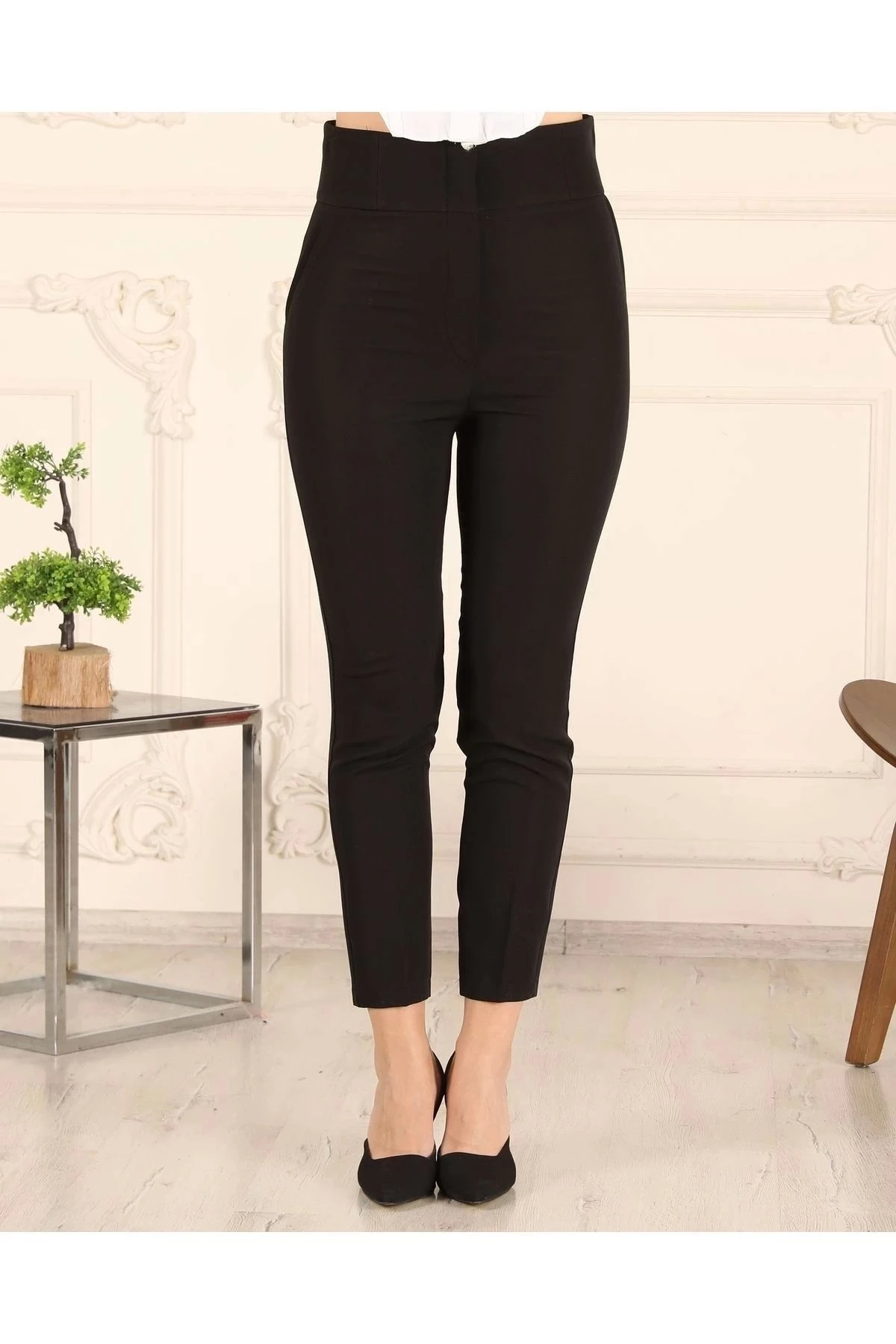 Kadın Yüksek Bel - Bilek Boy Dar Paça Kumaş Pantolon 10102