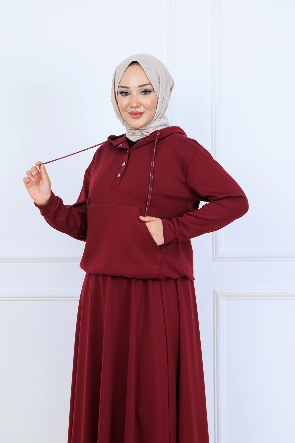 Çilek Kumaş Kapşonlu Sweat Etekli Kadın İkili Takım 10130 - Bordo