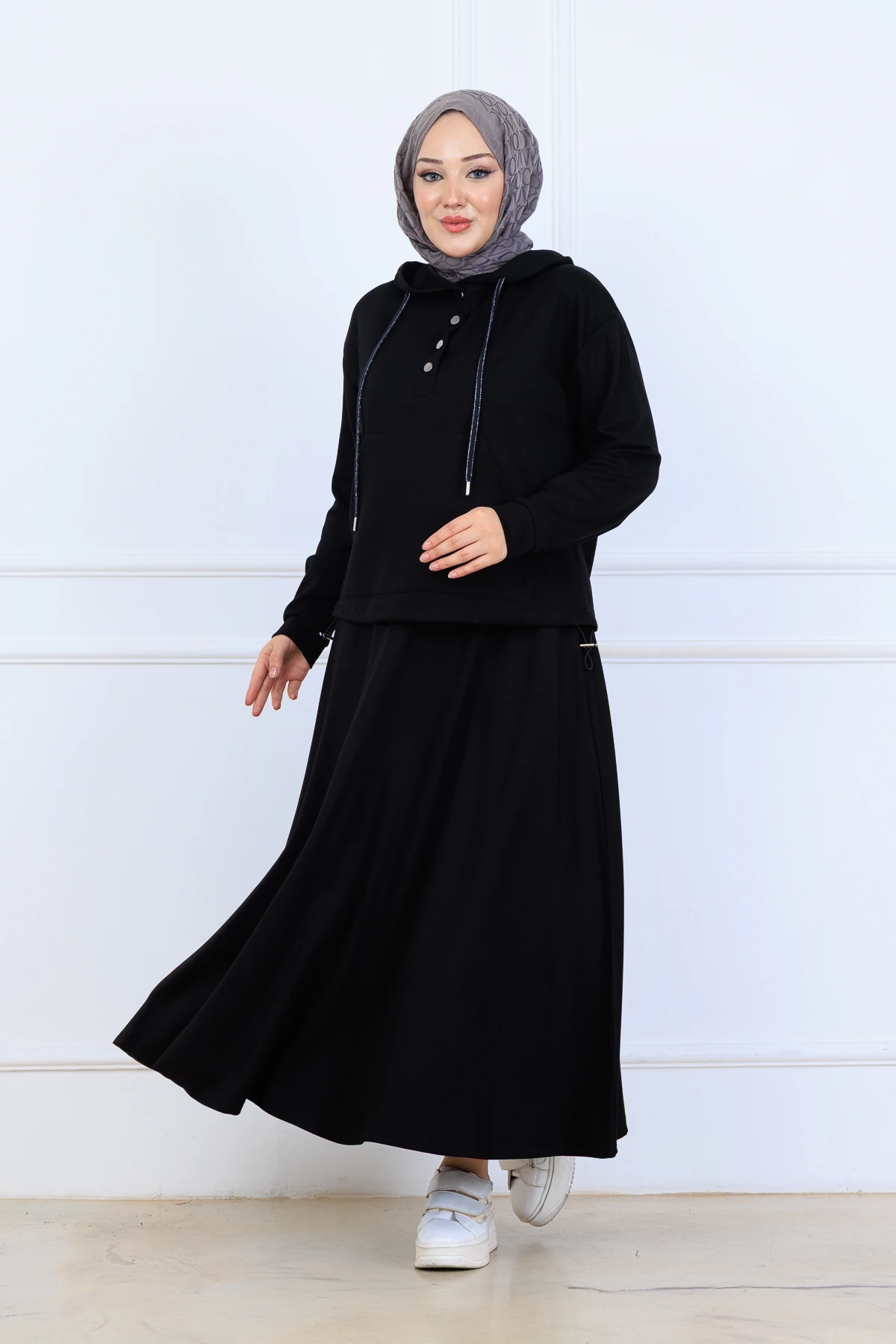 Çilek Kumaş Kapşonlu Sweat Etekli Kadın İkili Takım 10130 - Siyah