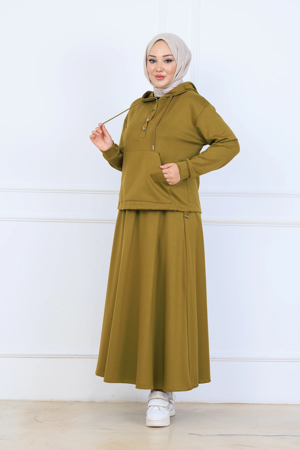 Çilek Kumaş Kapşonlu Sweat Etekli Kadın İkili Takım 10130 - Yağ Yeşil