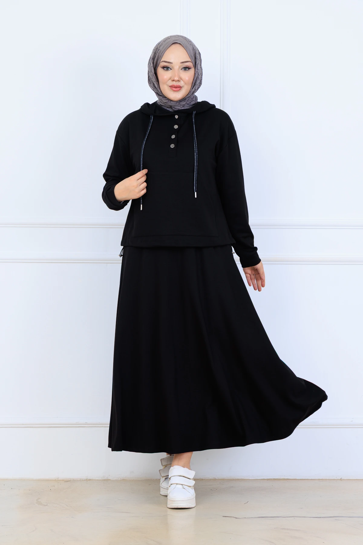 Çilek Kumaş Kapşonlu Sweat Etekli Kadın İkili Takım 10130 - Siyah