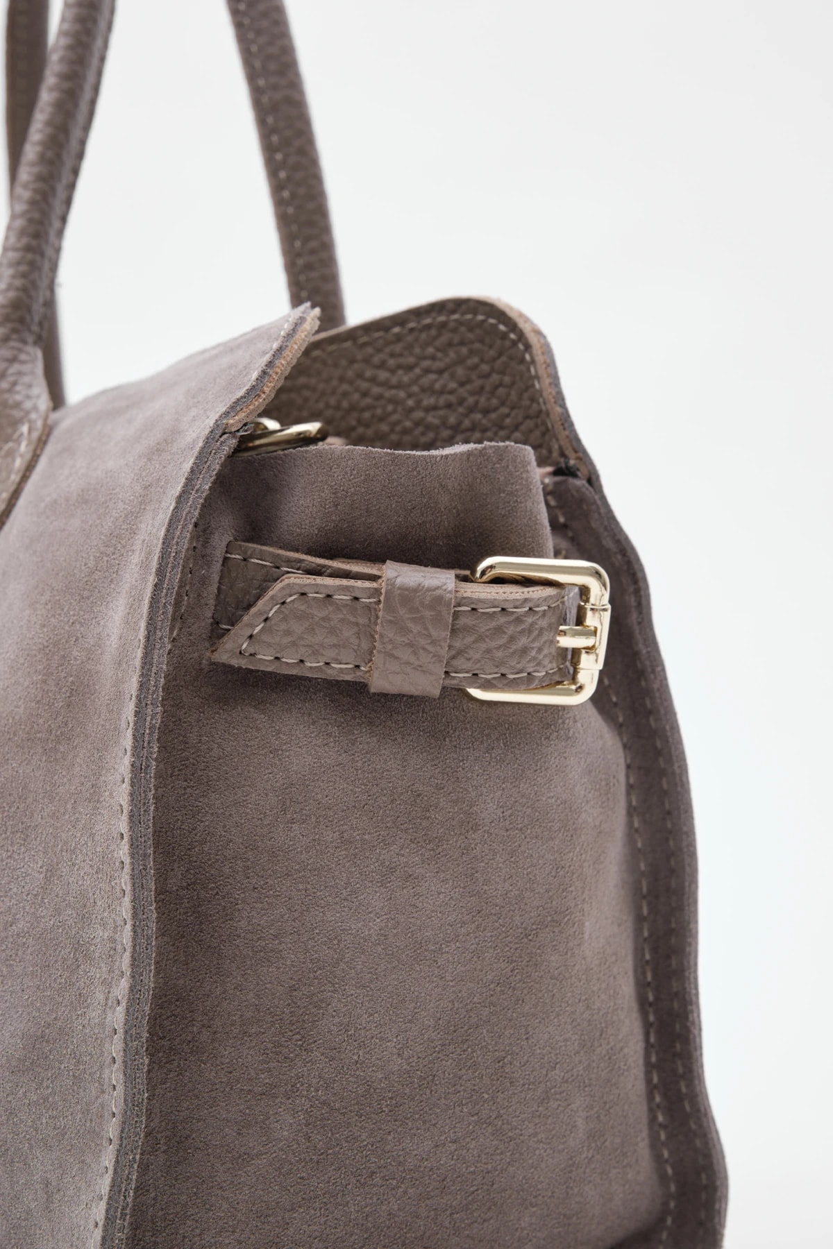 Arin, Hakiki Süet Deri Fermuar Kapama ve İç Cep Detaylı Kadın Omuz Çantası - Vizon