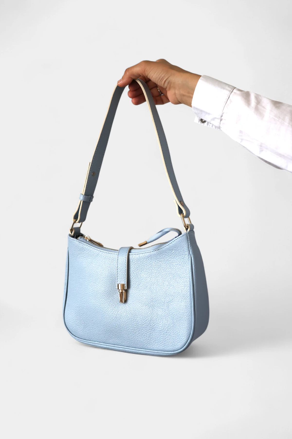 Clara Hakiki Deri Uzun Askı Detaylı Kadın Omuz Çantası - Bebek Mavisi