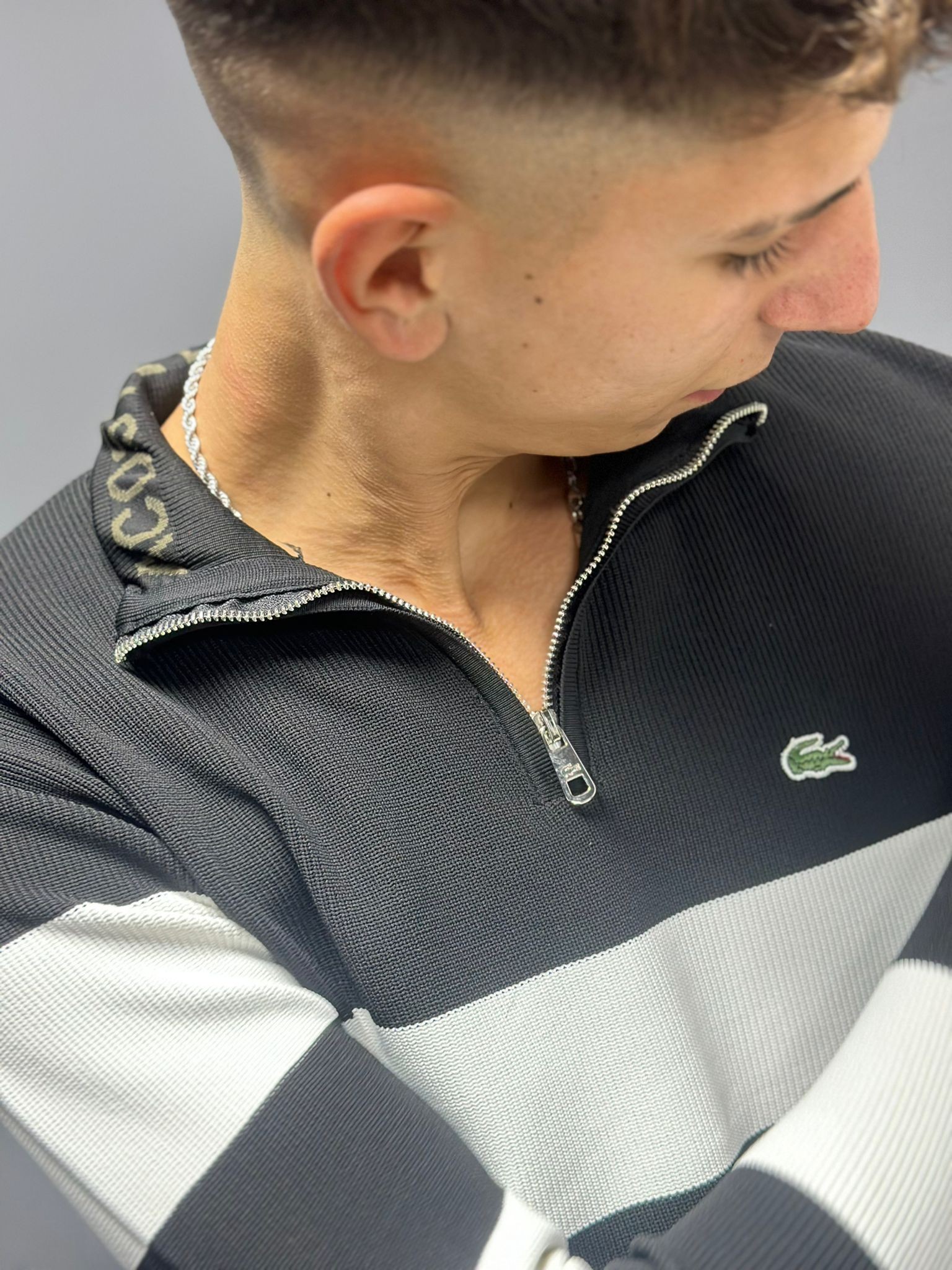 Lacoste Sweatshirt