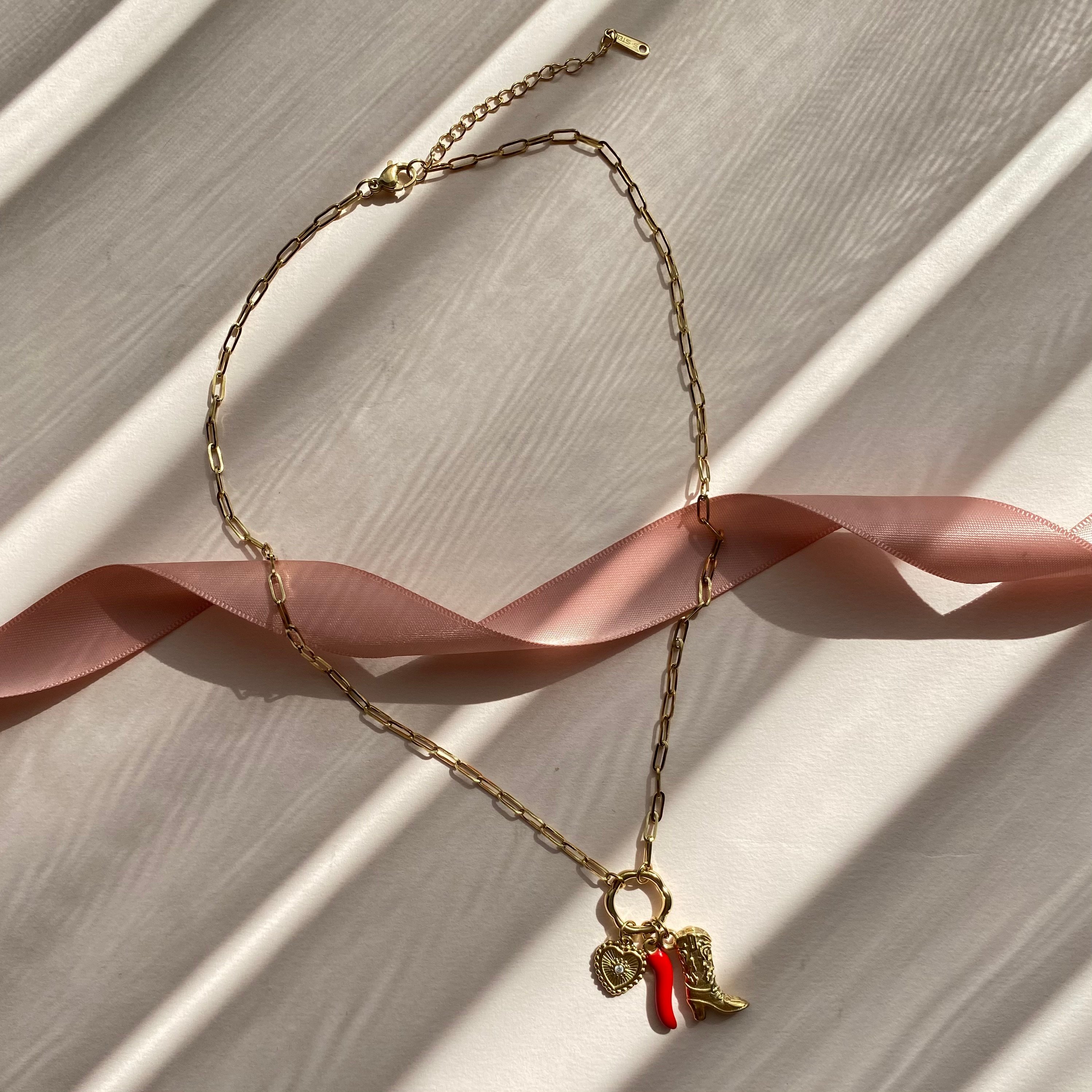 Rodeo Belle Charm Kolye