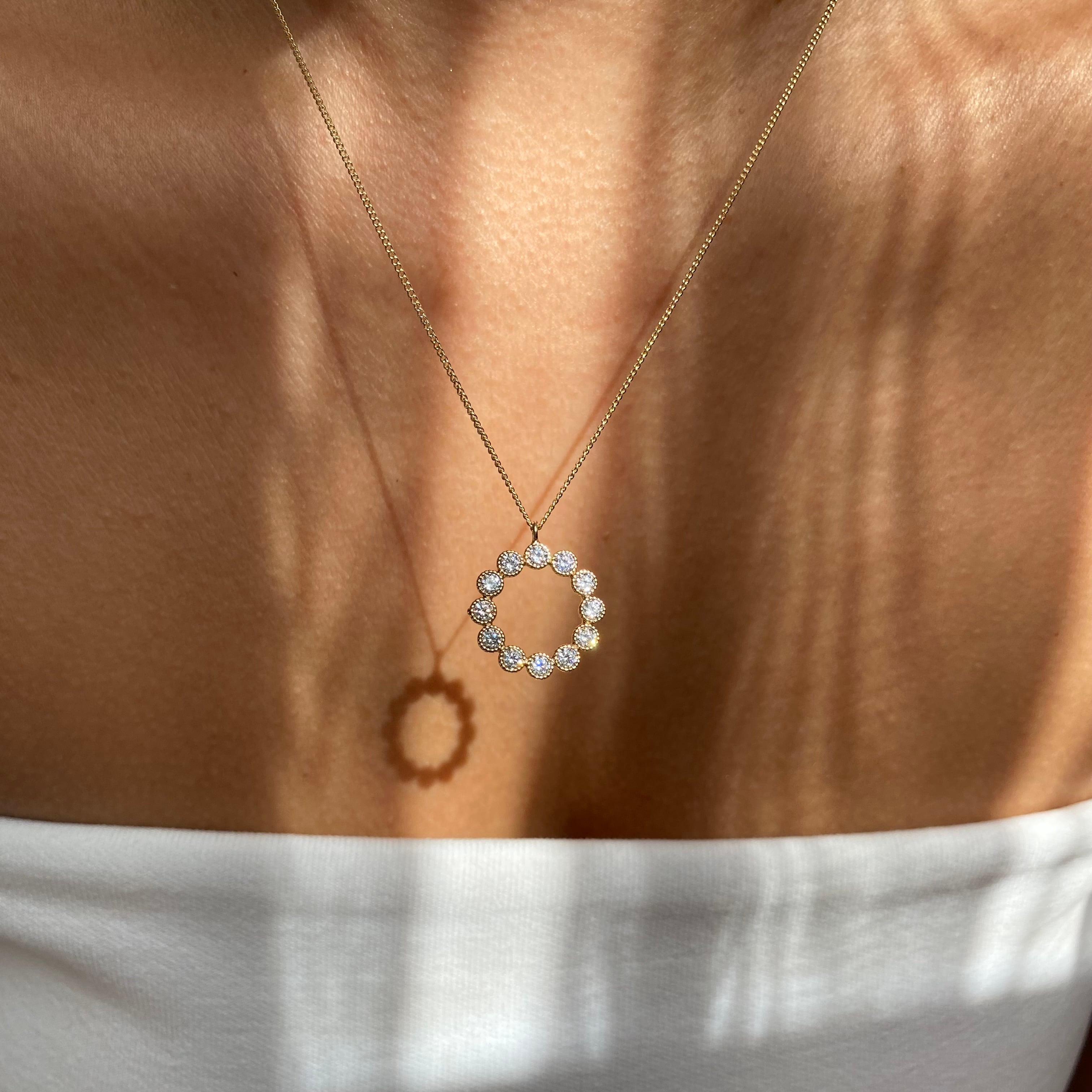 Shine Affair Kolye