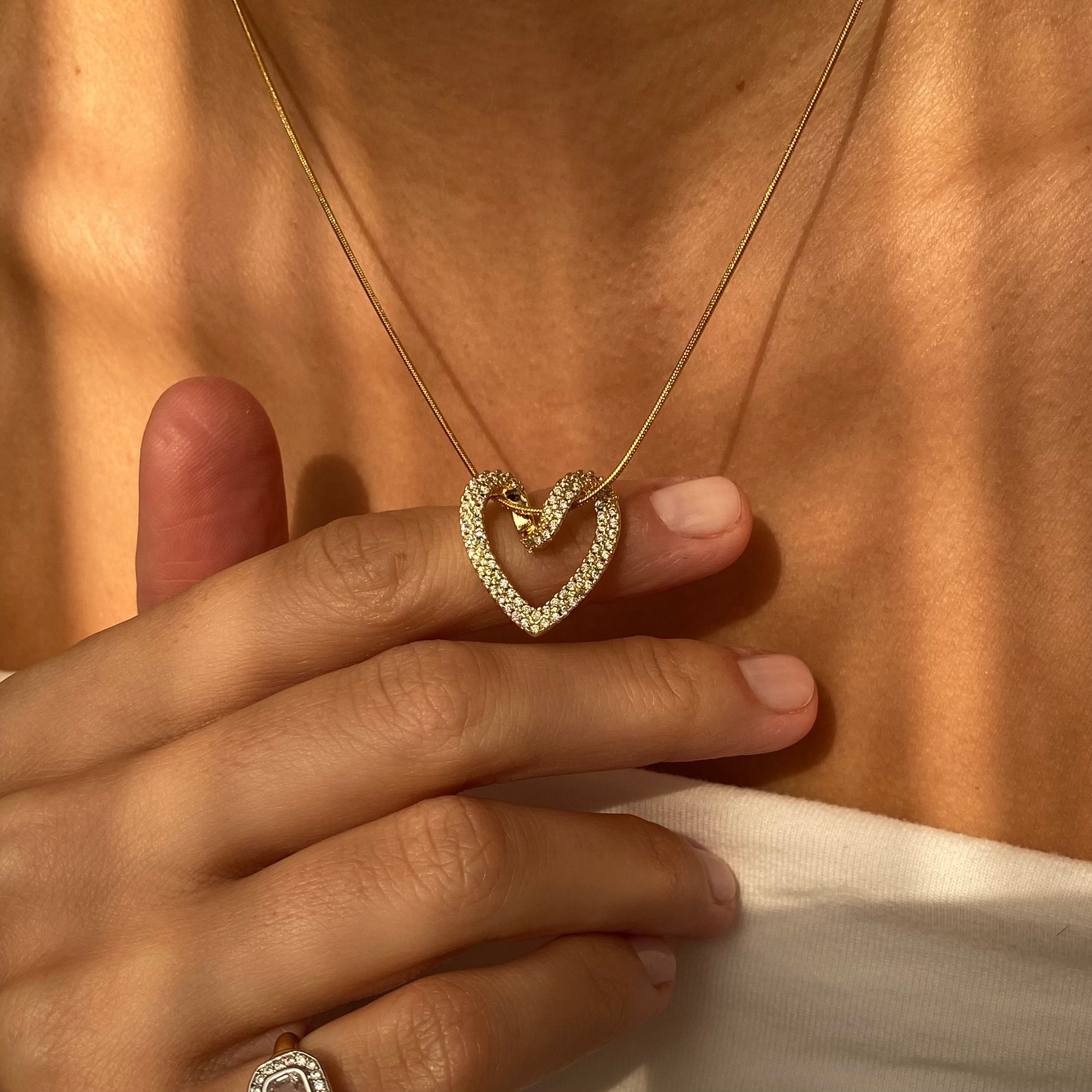 Oui a L'amour Kolye
