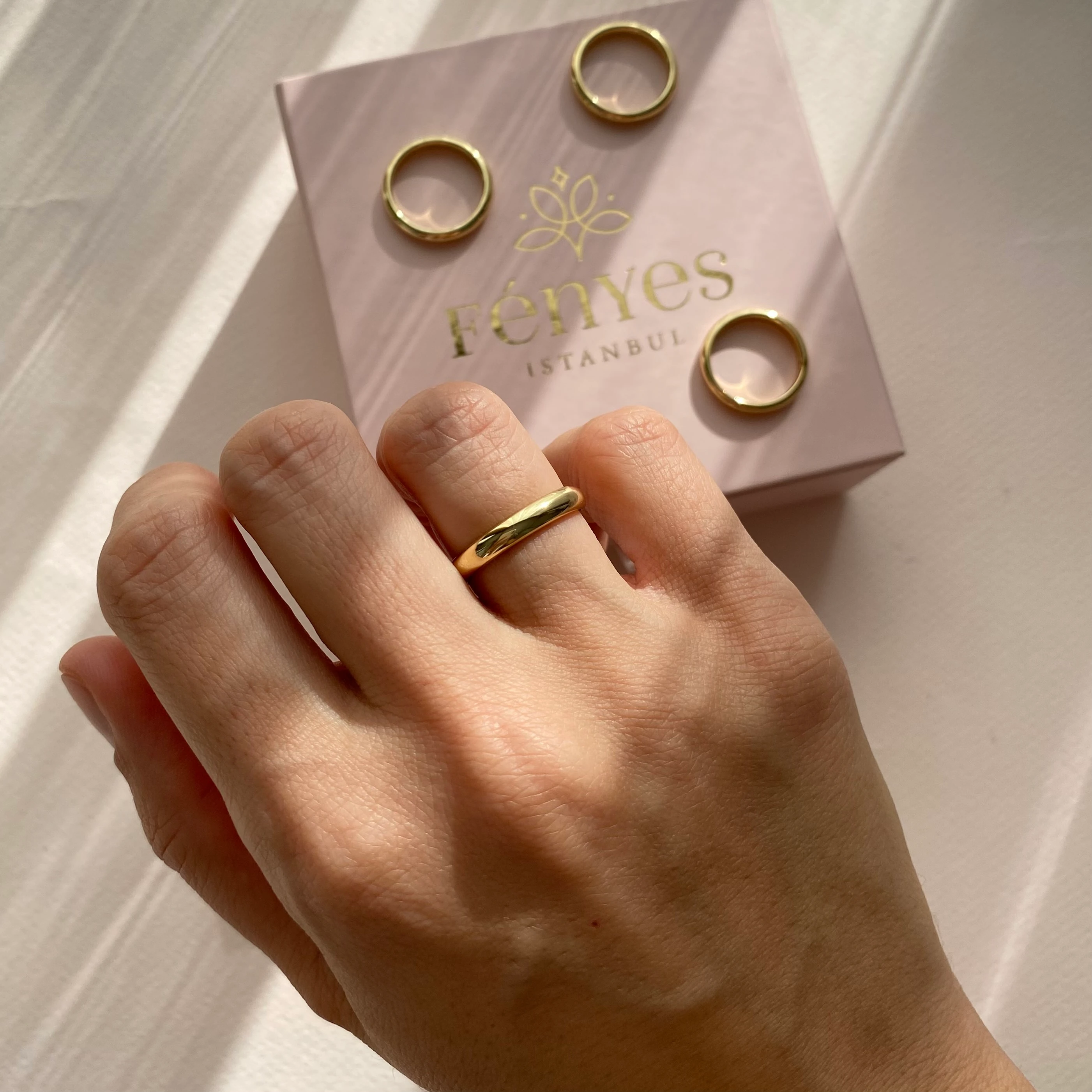 The Everyday Classic Yüzük