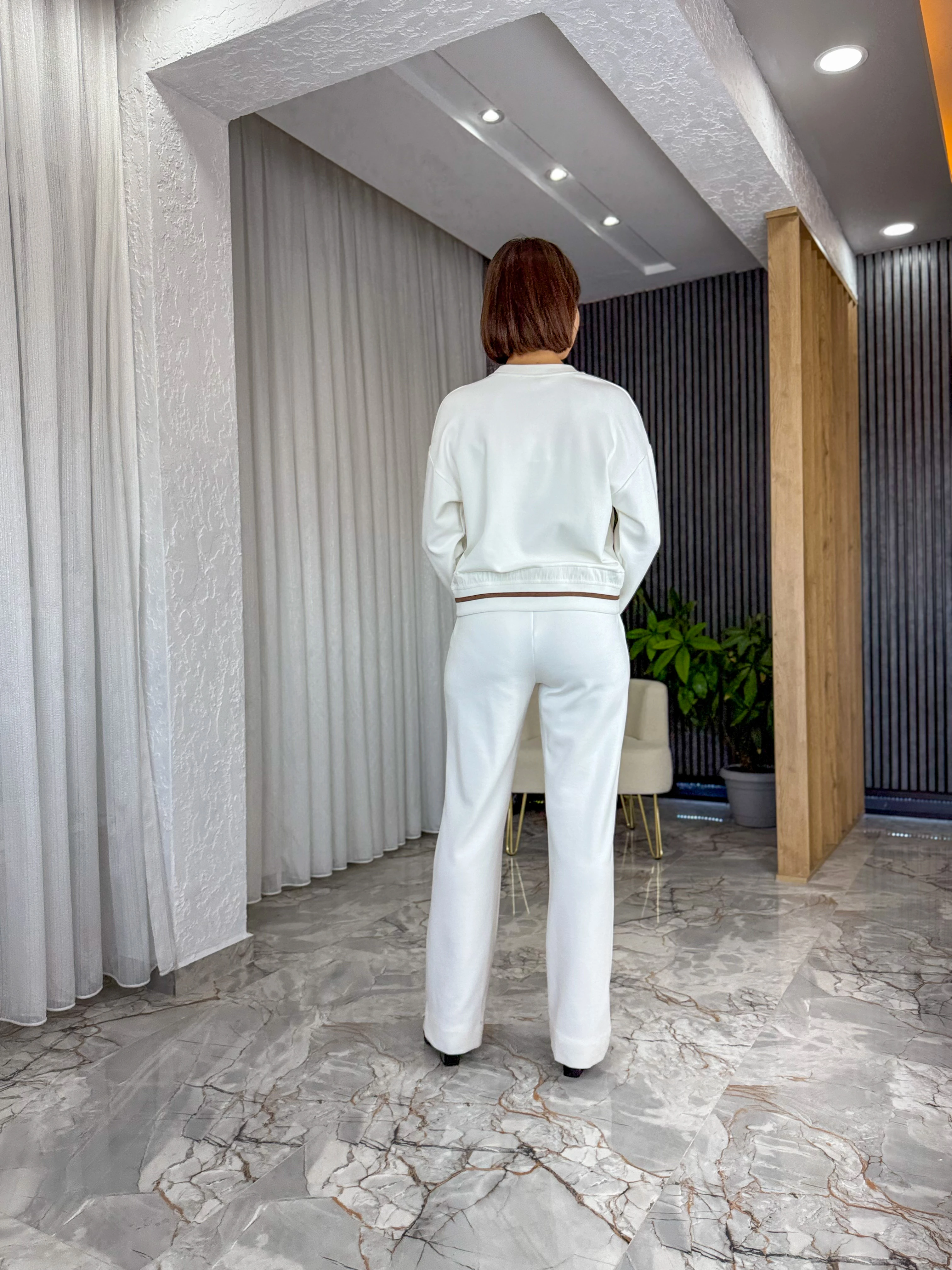 CEP DETAYLI BLUZ TAKIM