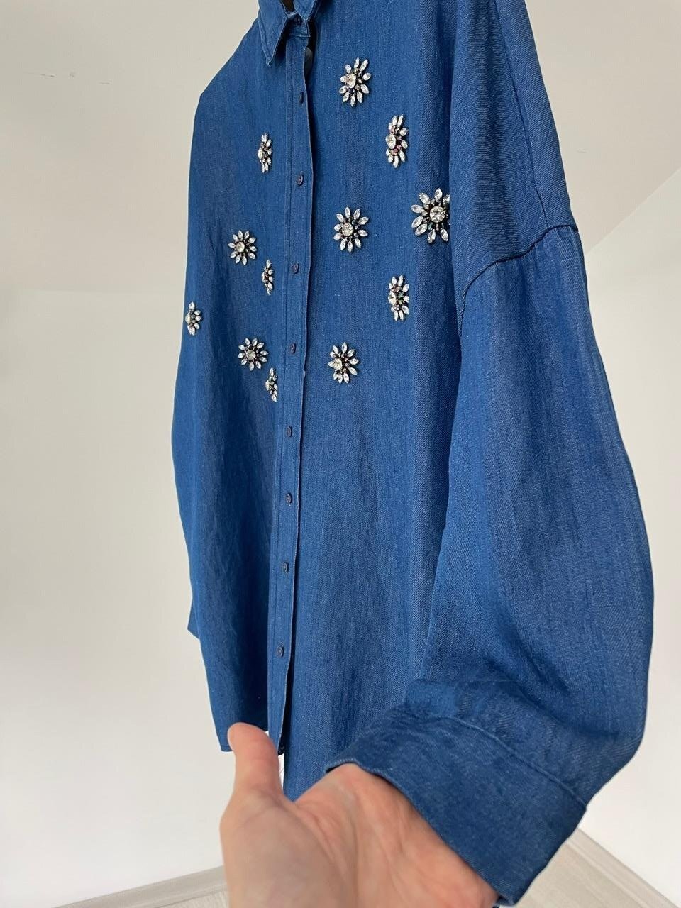 Taşlı Çiçek Detaylı Oversize Gömlek Orfeonegro