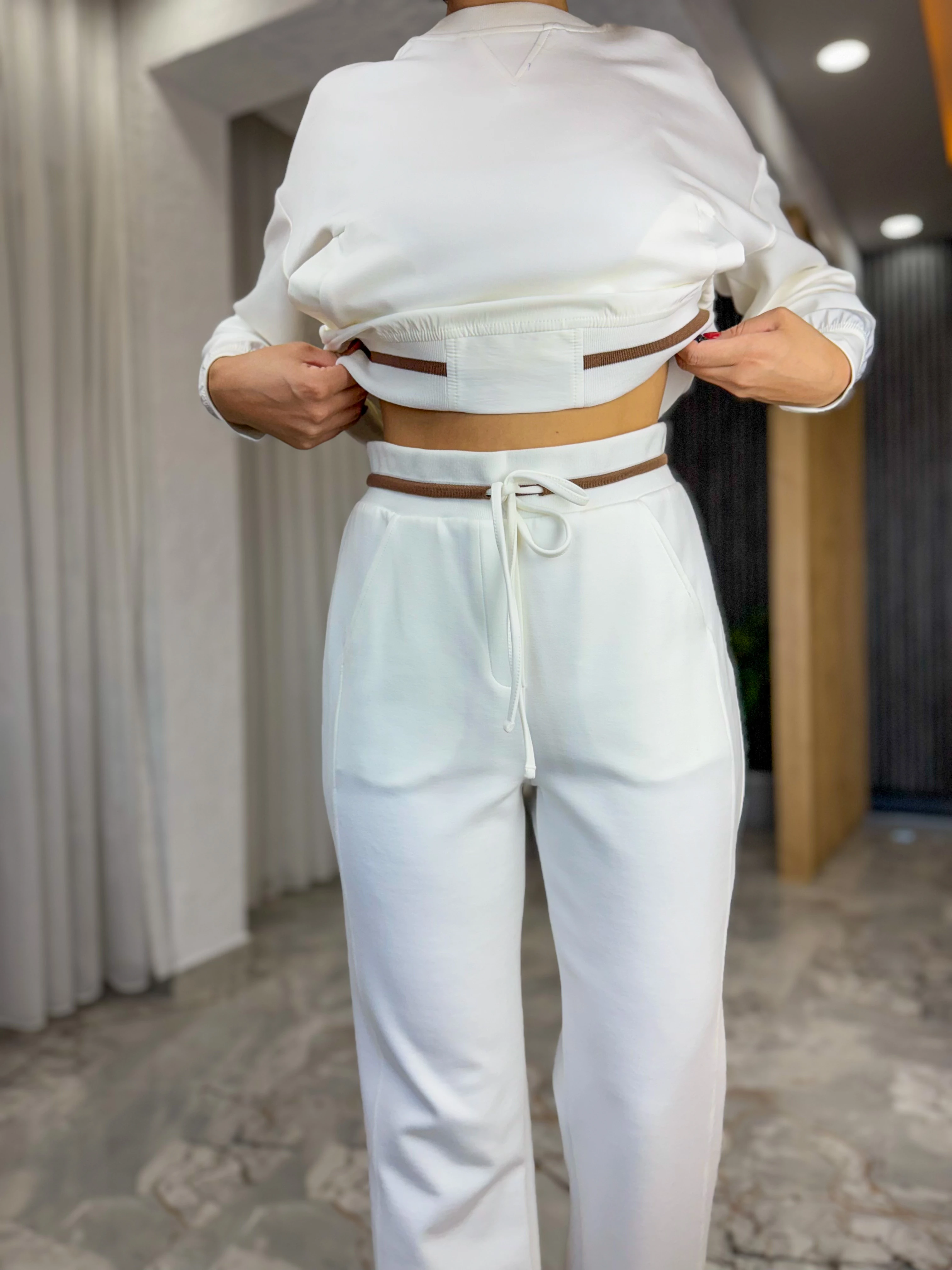 CEP DETAYLI BLUZ TAKIM