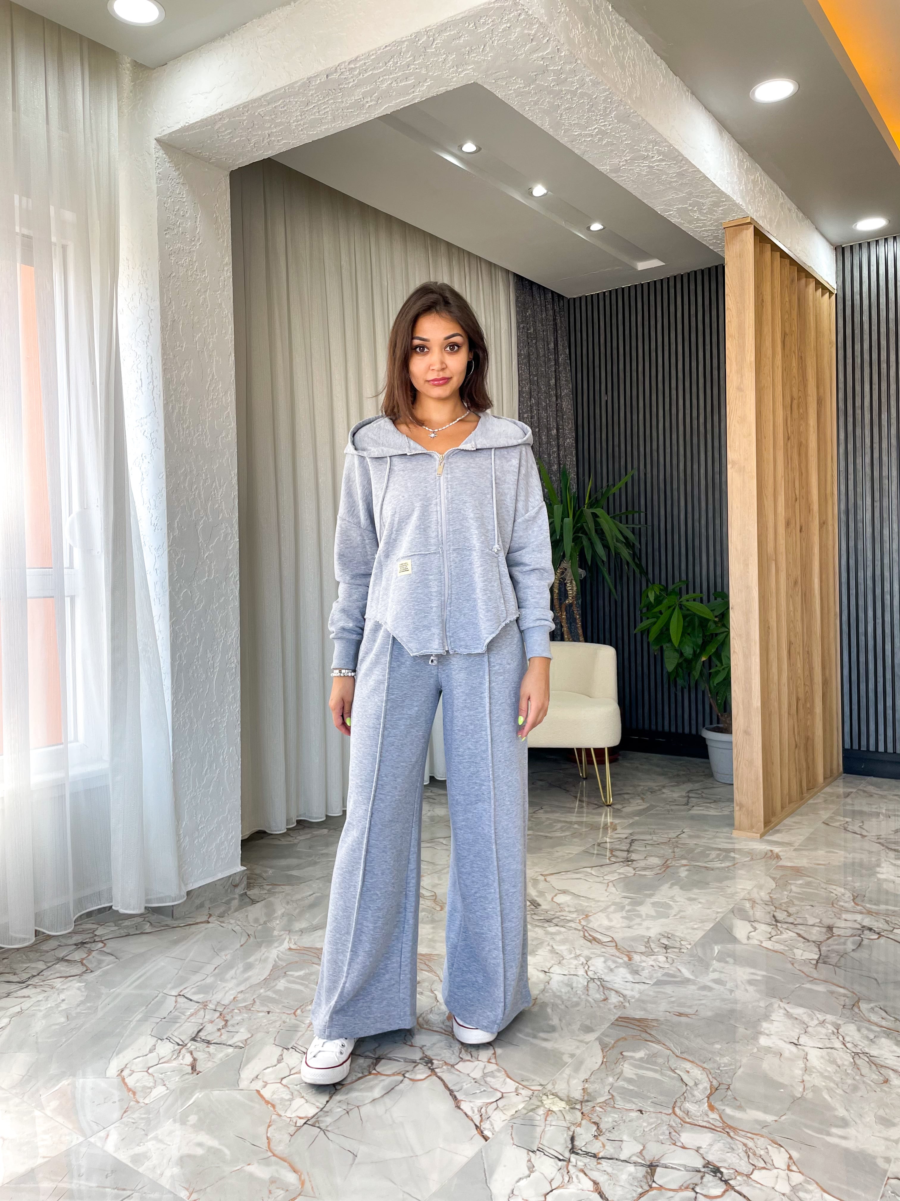 KAPÜŞONLU FERMUARLI SWEAT 