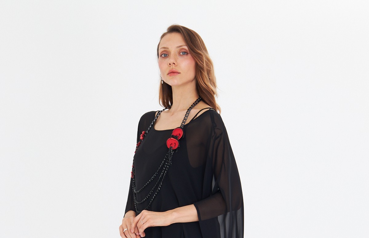 RED ROSE UZUN KOLYE