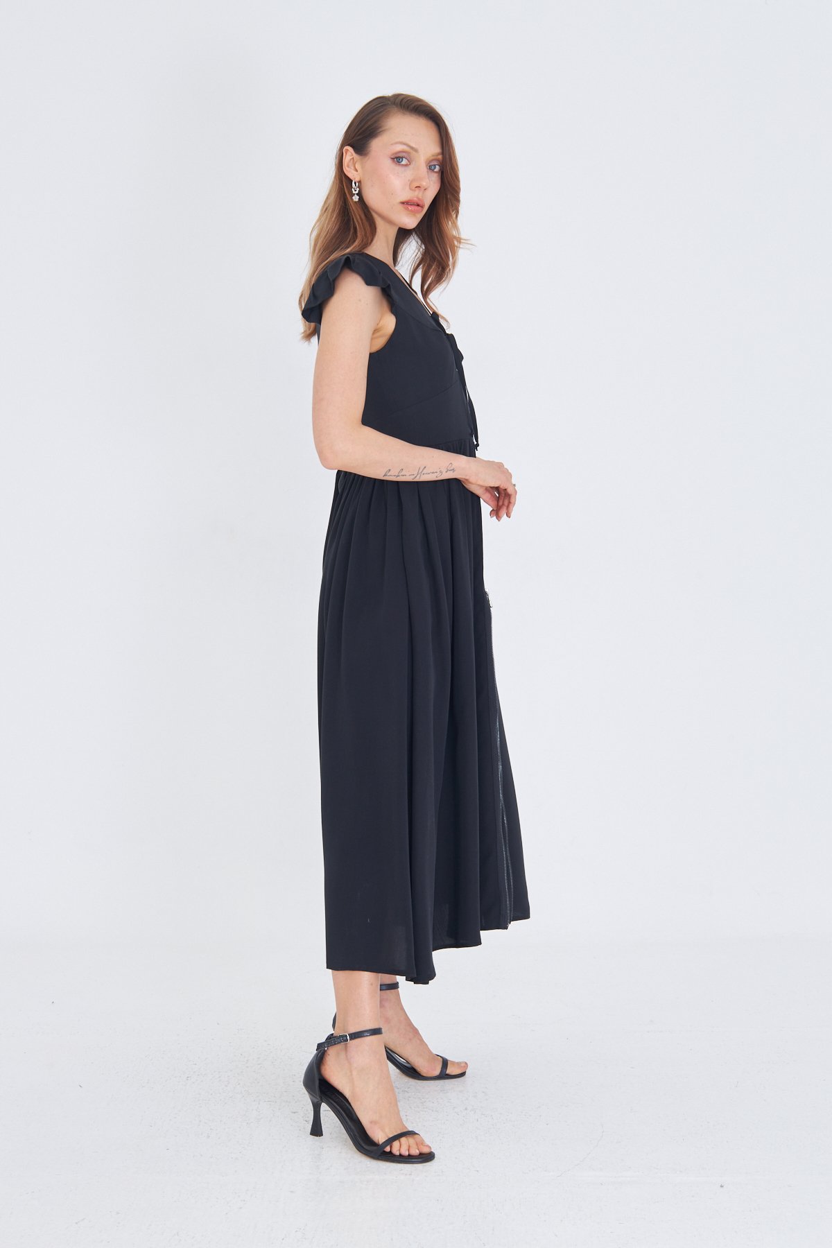 SİYAH TENCEL KUMAŞ UZUN VINTAGE ELBİSE