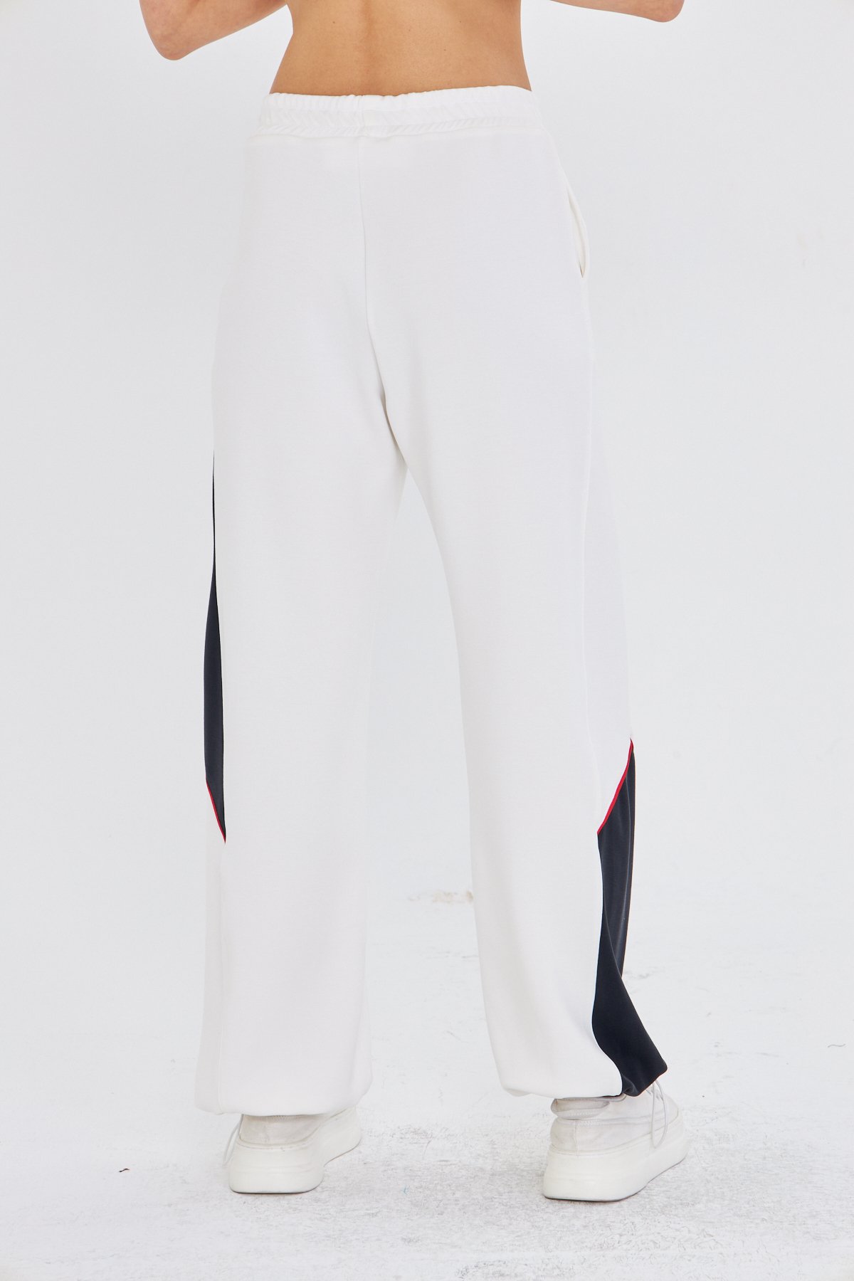 BEYAZ MODAL JOGGER PANTOLON