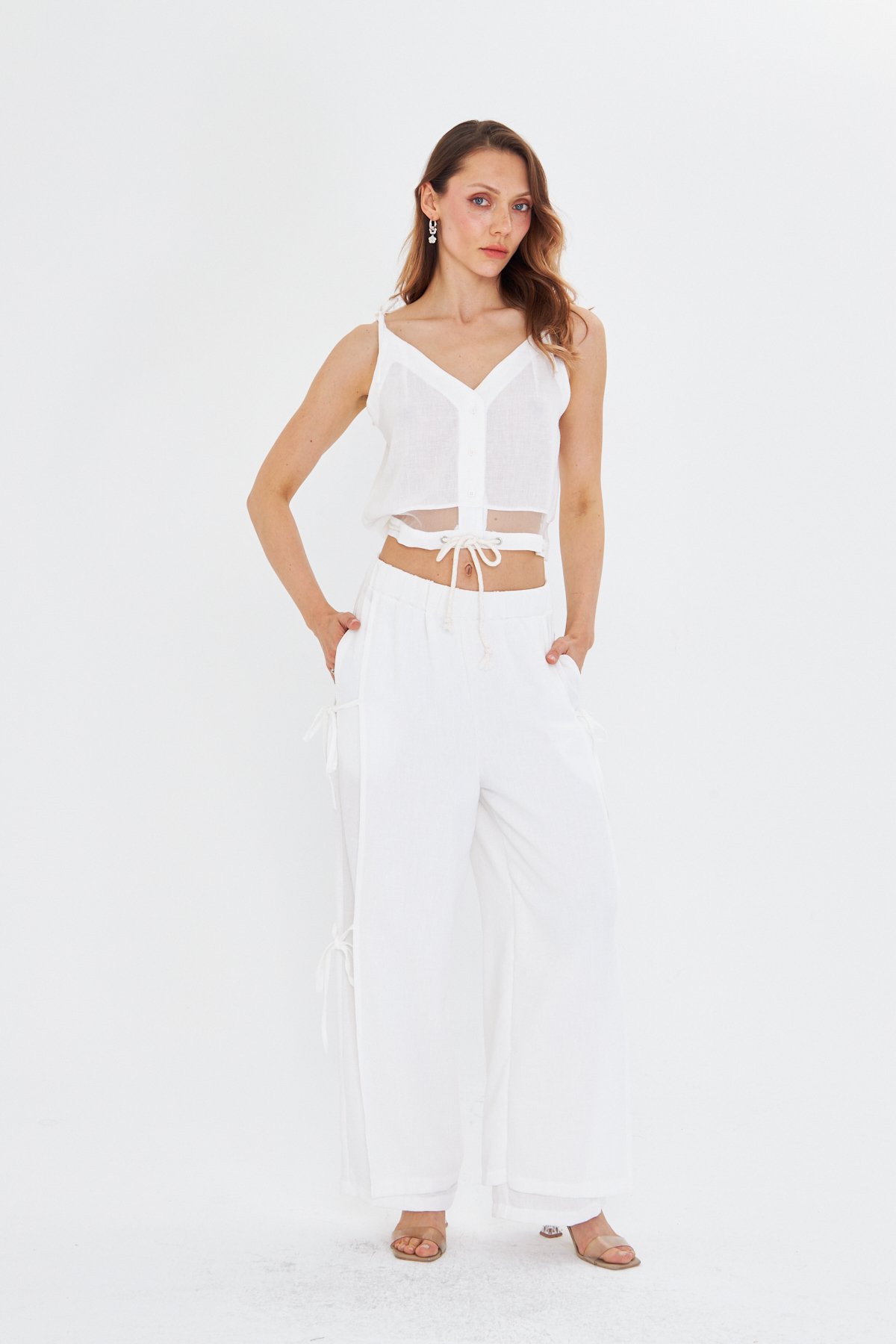 İP ASKILI BEYAZ CROP  KETEN BLUZ