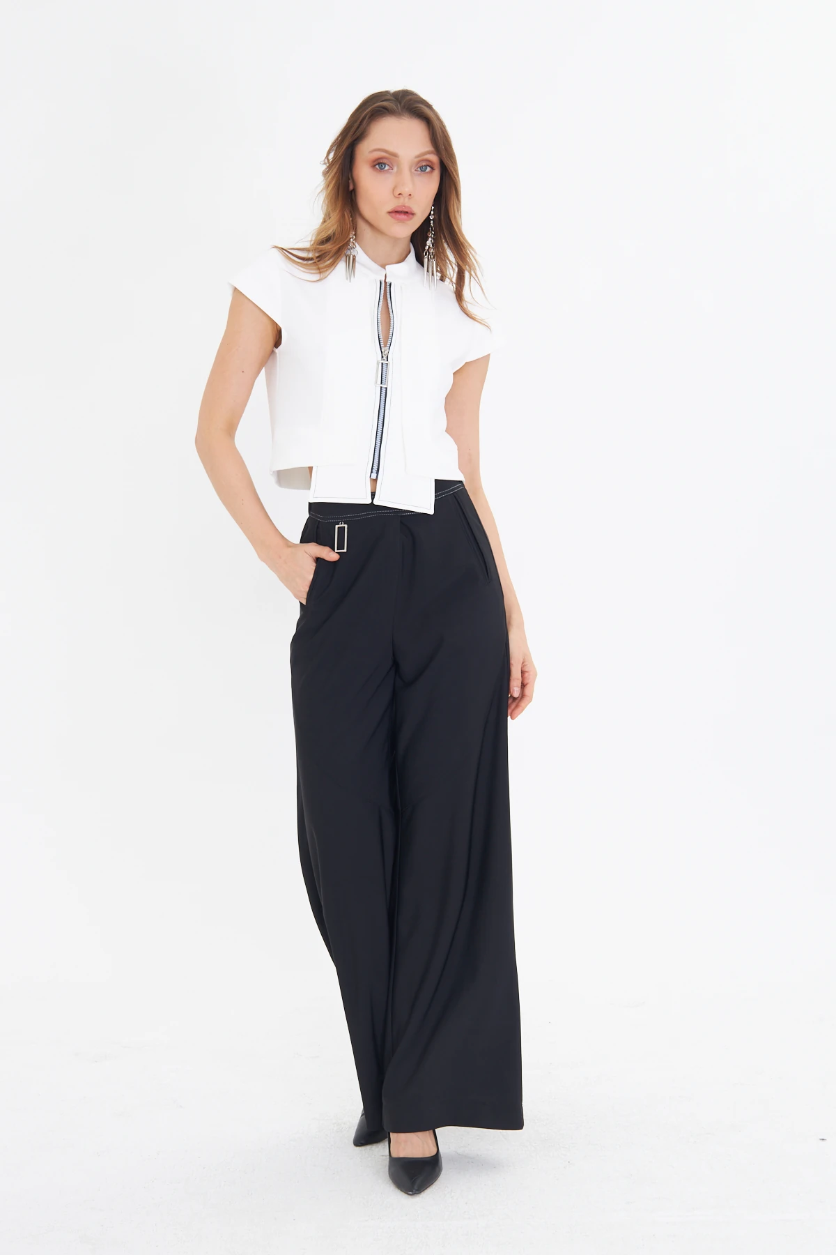 FERMUARLI BEYAZ CEKET BLUZ