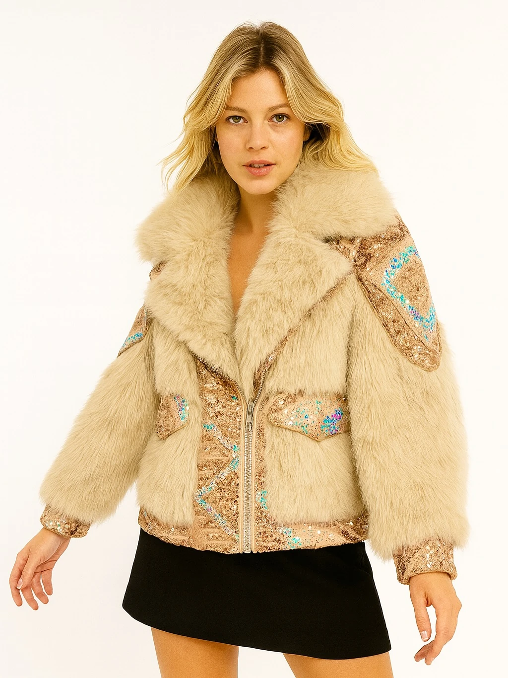 İtalyan Tasarım İşlemeli Kürk - BEJ