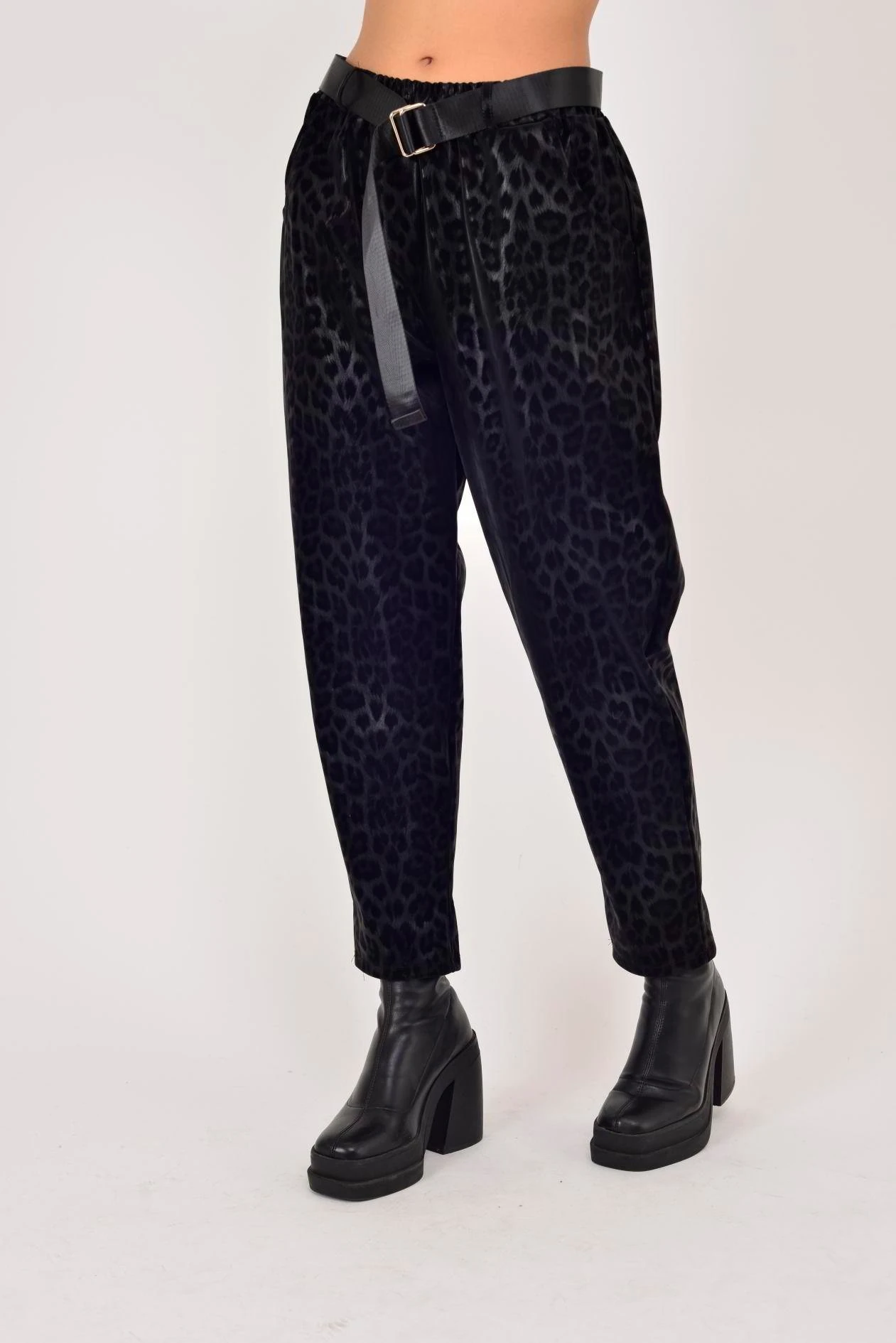 İtalyan Kemer Detaylı Leopar Desenli Pantolon - SİYAH