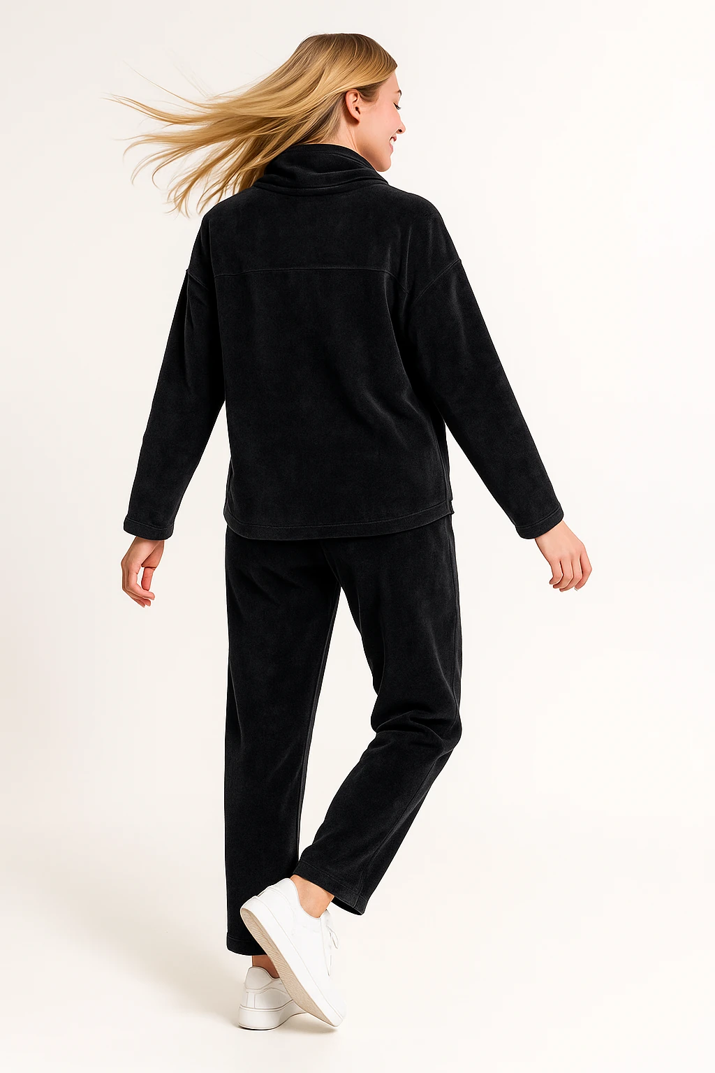 İtalyan Degaje Yaka Kadife Takım - SİYAH