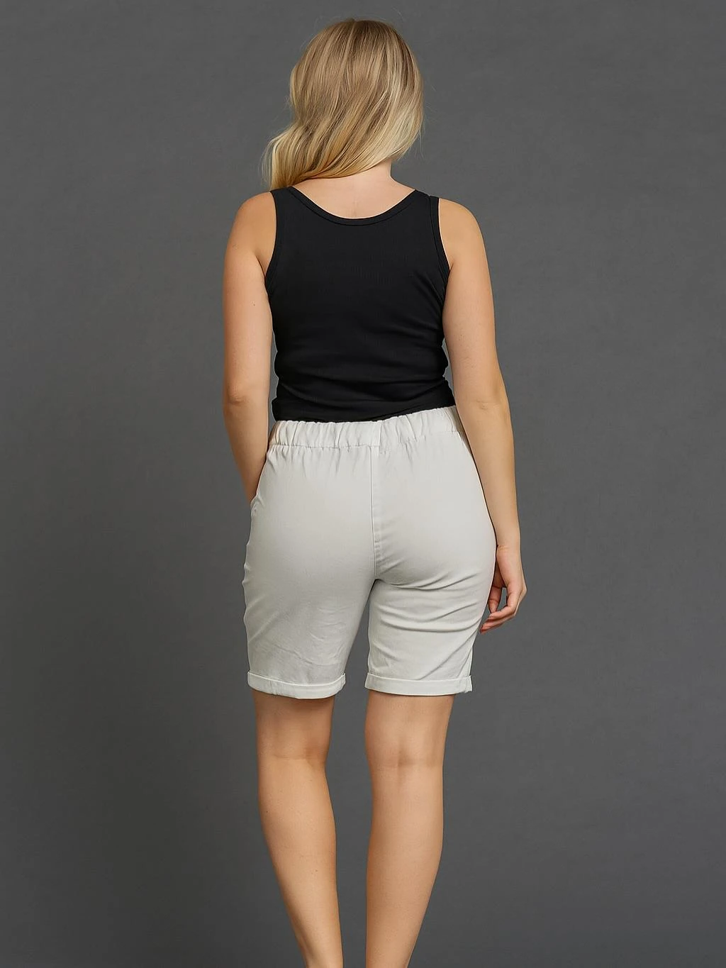 İtalyan Likralı Şort - BEYAZ