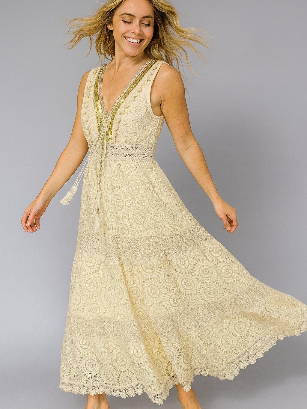 İtalyan Dantel Ponponlu Elbise - BEJ