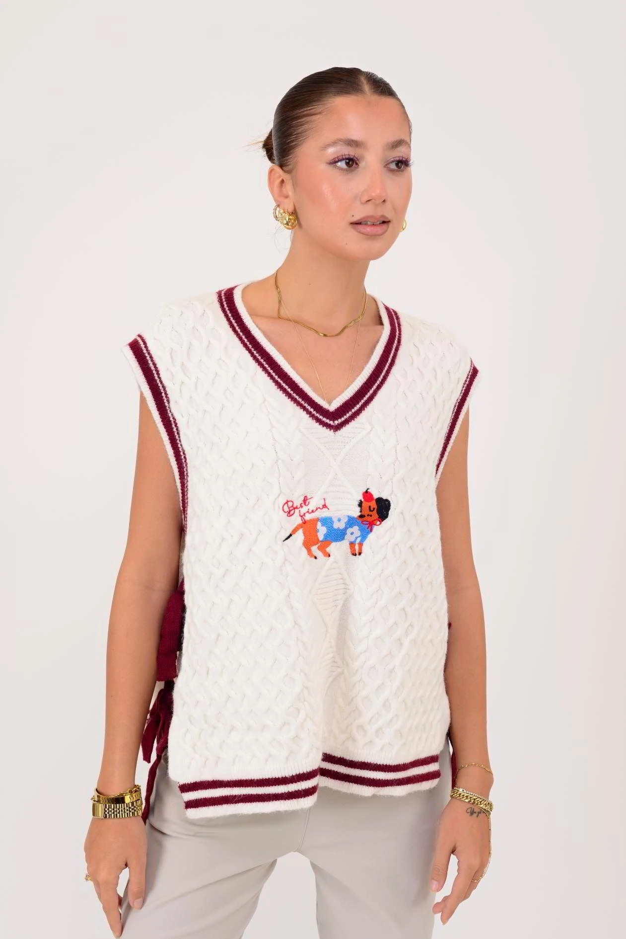 İtalyan İşleme Detaylı Süveter - BEYAZ