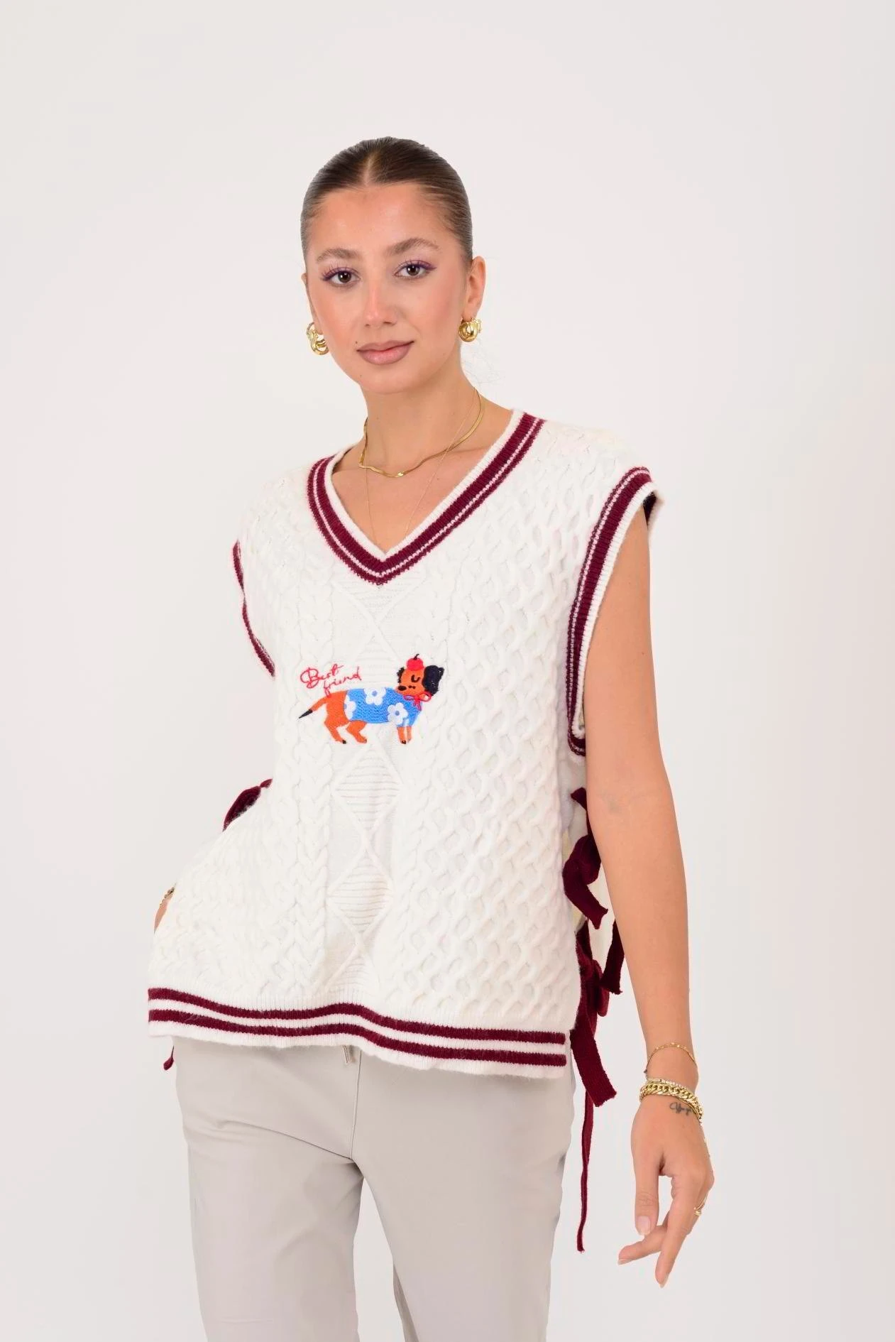 İtalyan İşleme Detaylı Süveter - BEYAZ