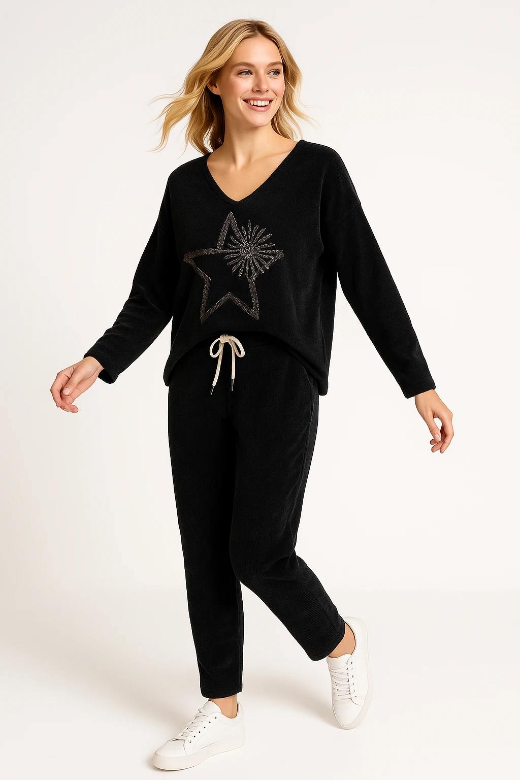 İtalyan V Yaka Yıldız Detaylı Kadife Takım - SİYAH