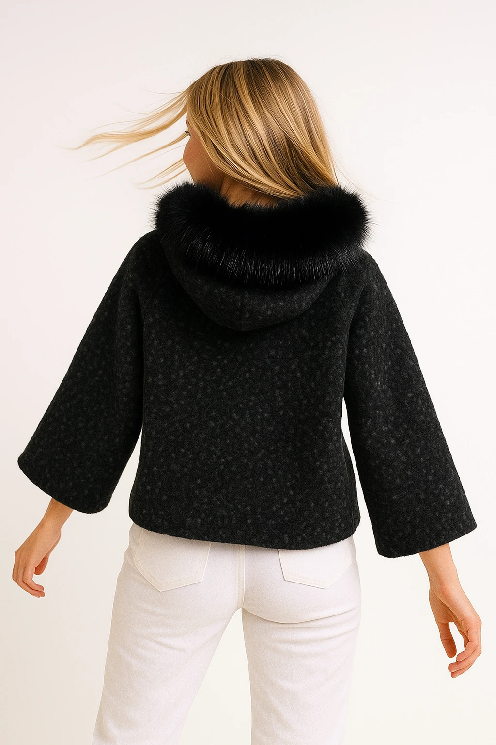 İtalyan Yaka Kürklü Kapüşonlu Keçe Ceket - SİYAH