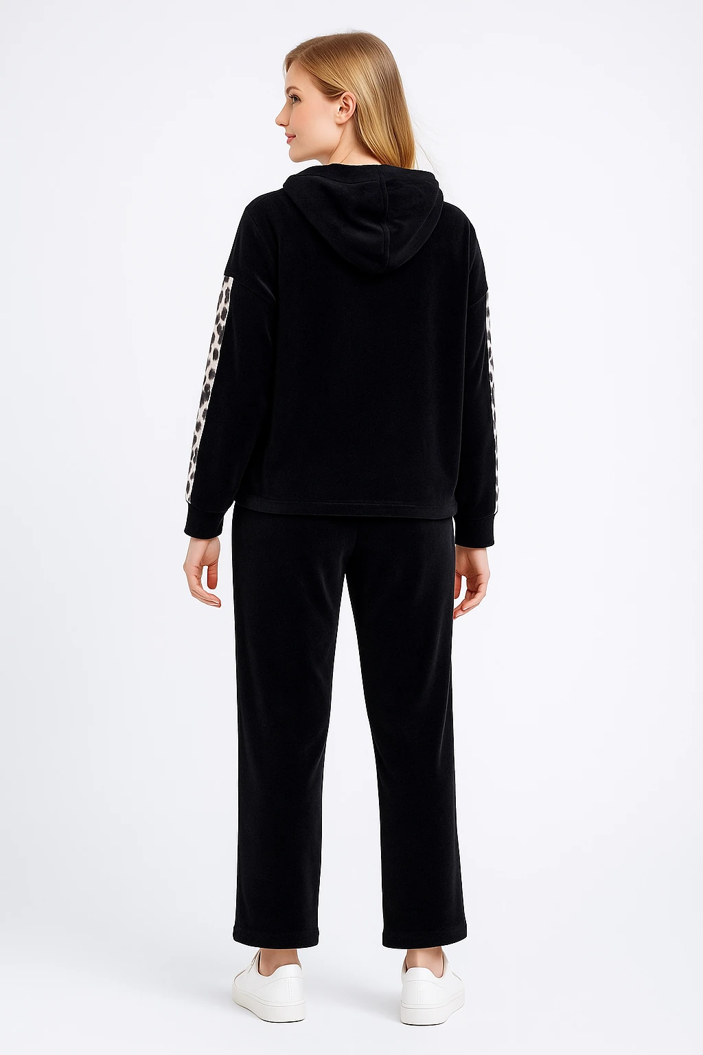 İtalyan Leopar Detaylı İnce Fitilli Kadife Takım - SİYAH