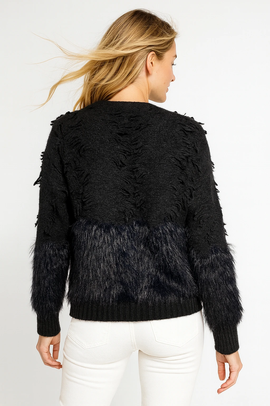 İtalyan Özel Tasarım Püskül Detaylı Hırka - SİYAH