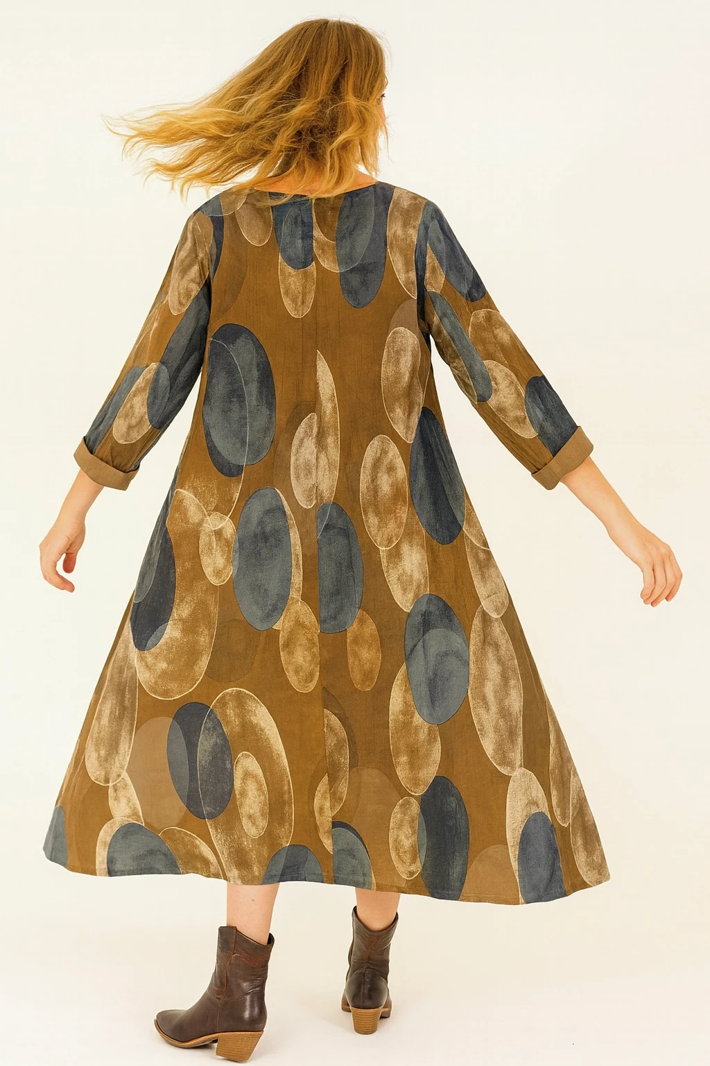 İtalyan Desenli İnce Fitilli Kadife Elbise - KAHVE