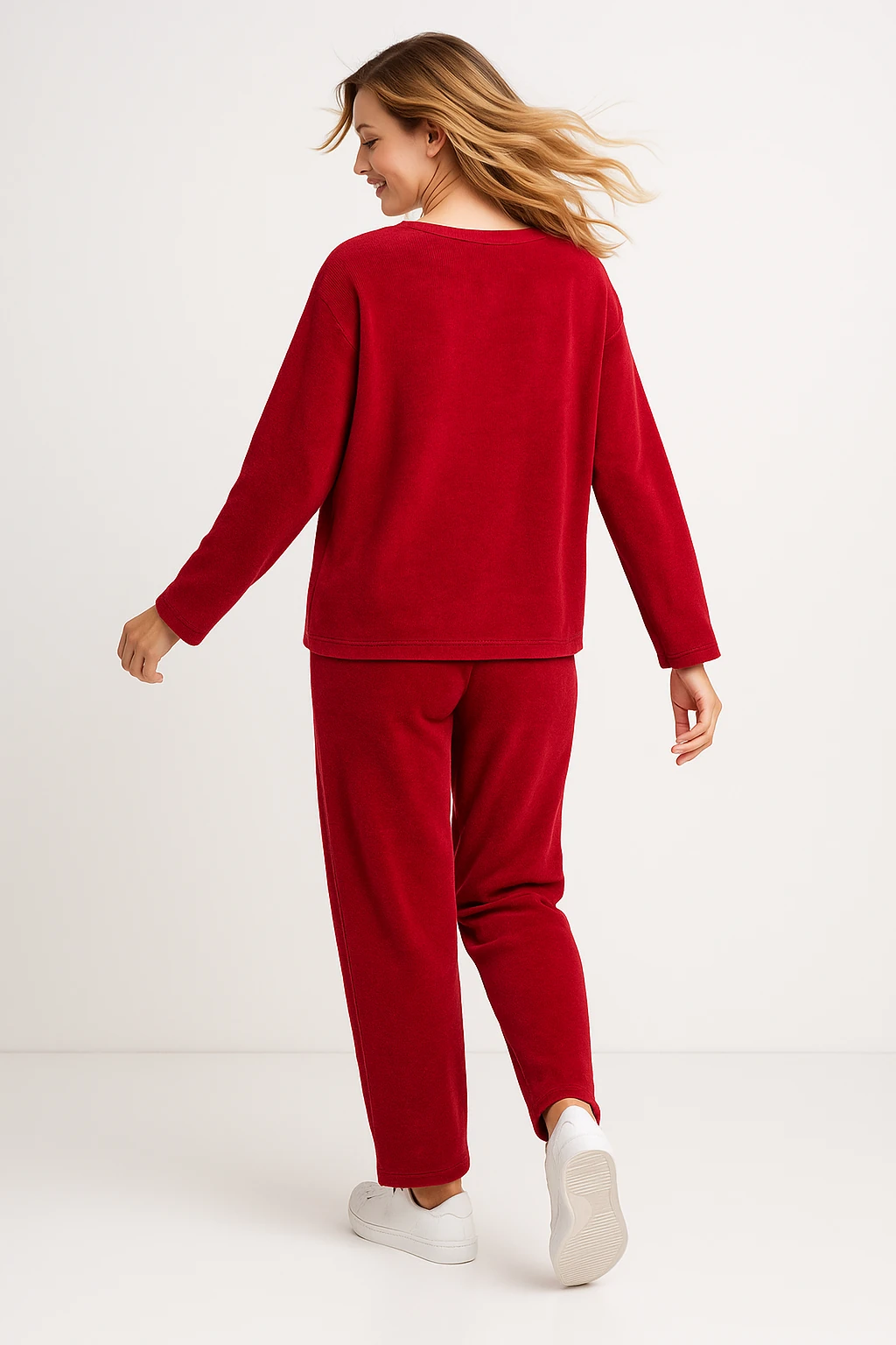 İtalyan V Yaka Yıldız Detaylı Kadife Takım - KIRMIZI