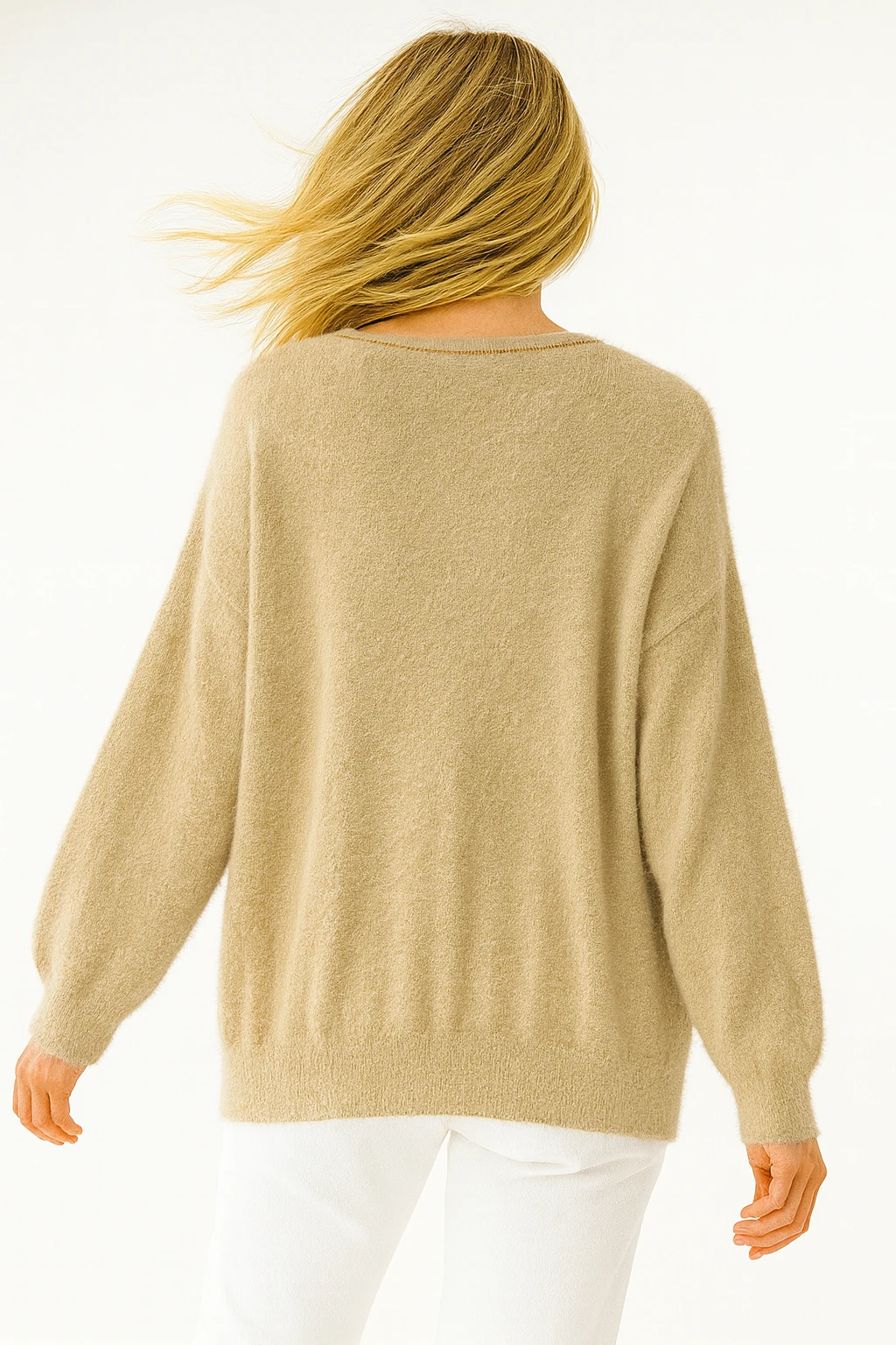 İtalyan V Yaka Simli Triko Bluz - BEJ