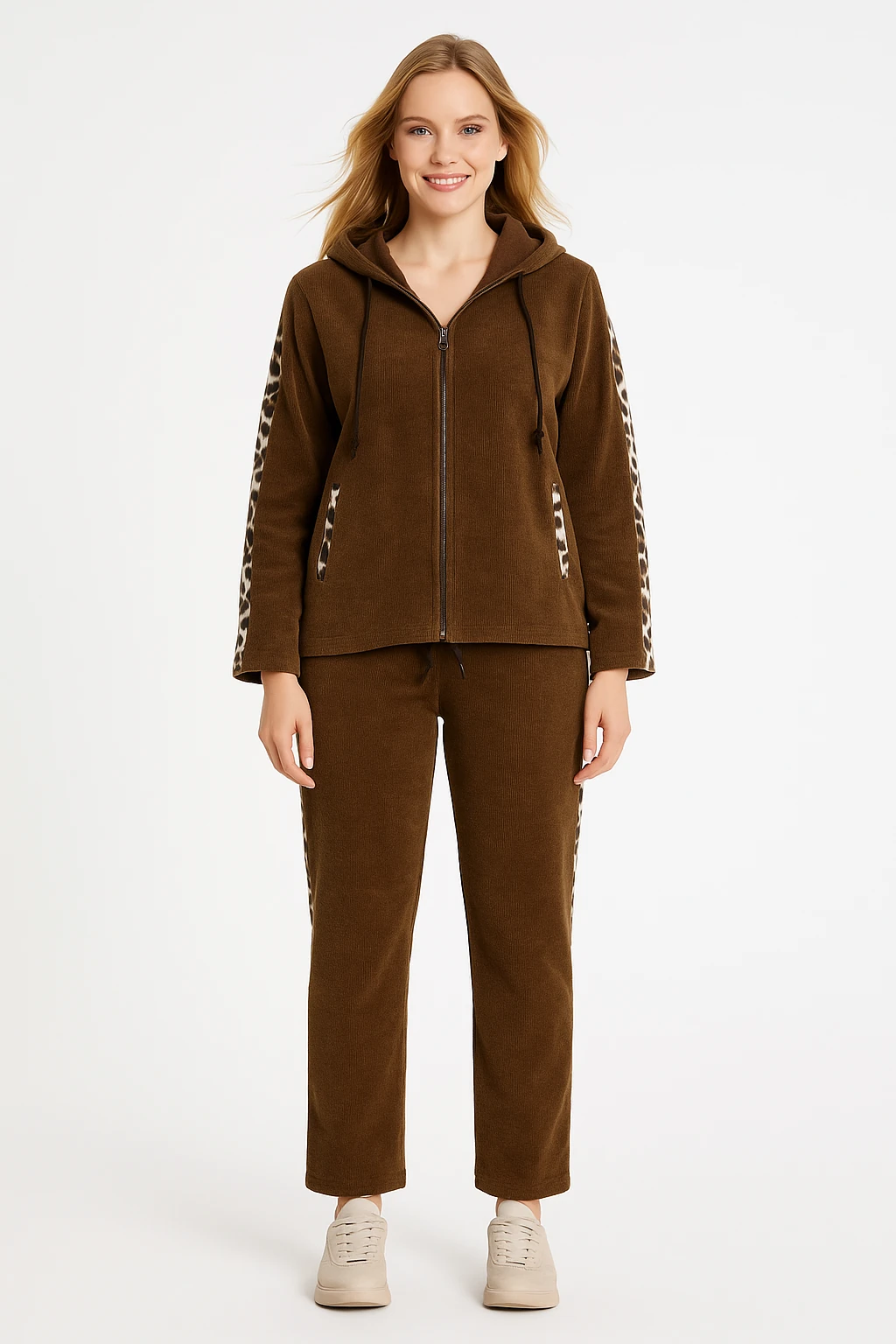 İtalyan Leopar Detaylı İnce Fitilli Kadife Takım - KAHVERENGİ