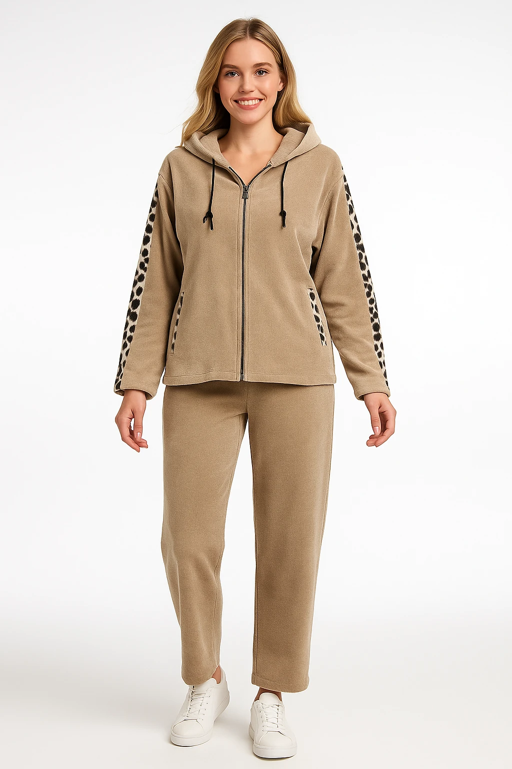 İtalyan Leopar Detaylı İnce Fitilli Kadife Takım - VİZON