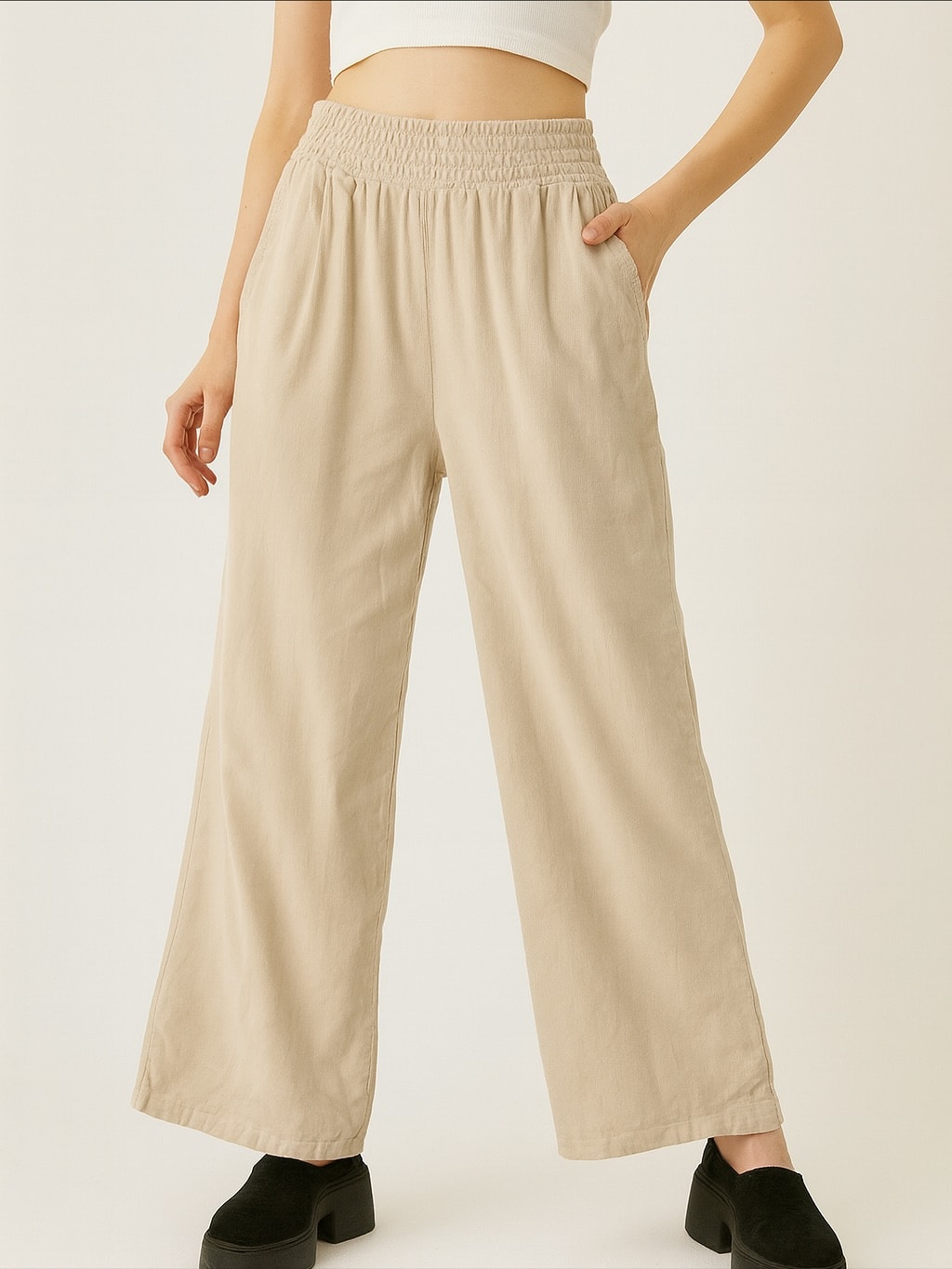 İtalyan Boru Paça Kadife Pantolon - BEJ