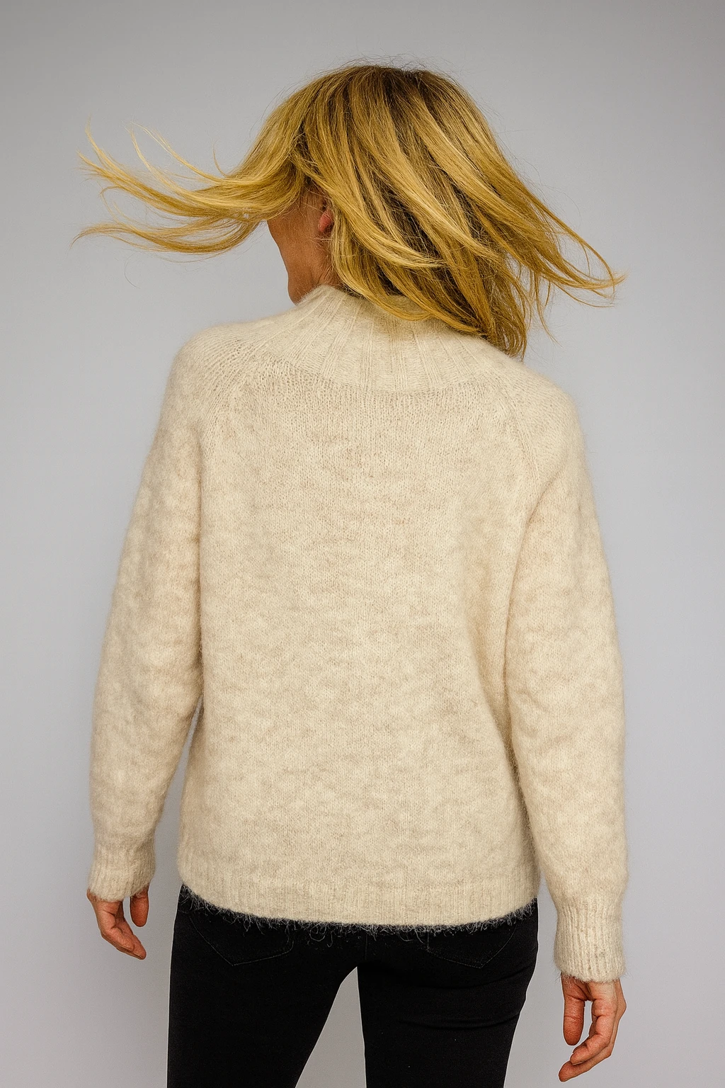 İtalyan Boğazlı Triko Kazak - KREM